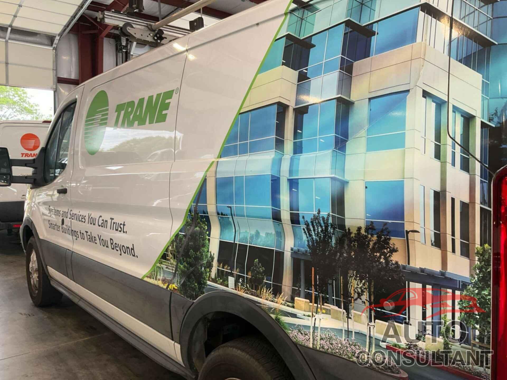 FORD TRANSIT 2019 - 1FTYR1YG7KKB48153