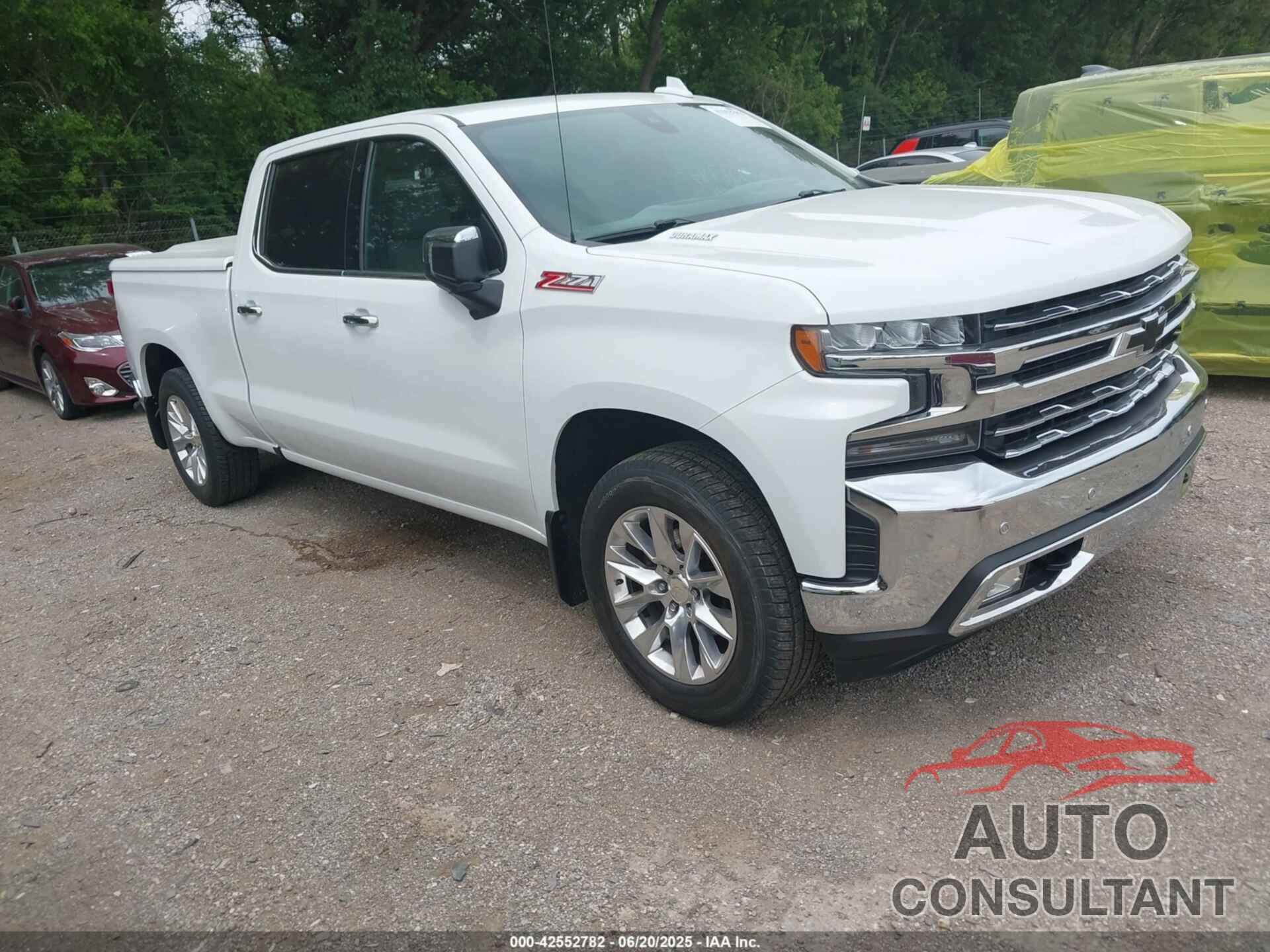 CHEVROLET SILVERADO 1500 2020 - 1GCUYGET1LZ301057