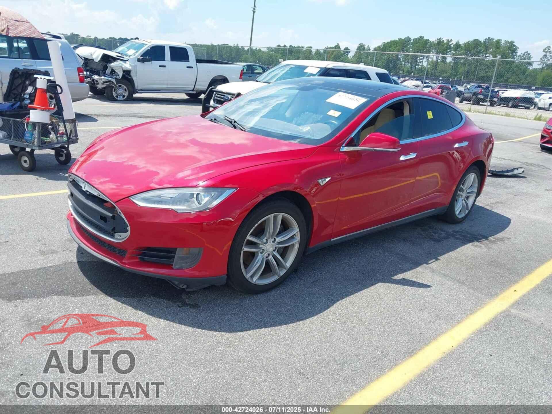 TESLA MODEL S 2013 - 5YJSA1CN9DFP09973
