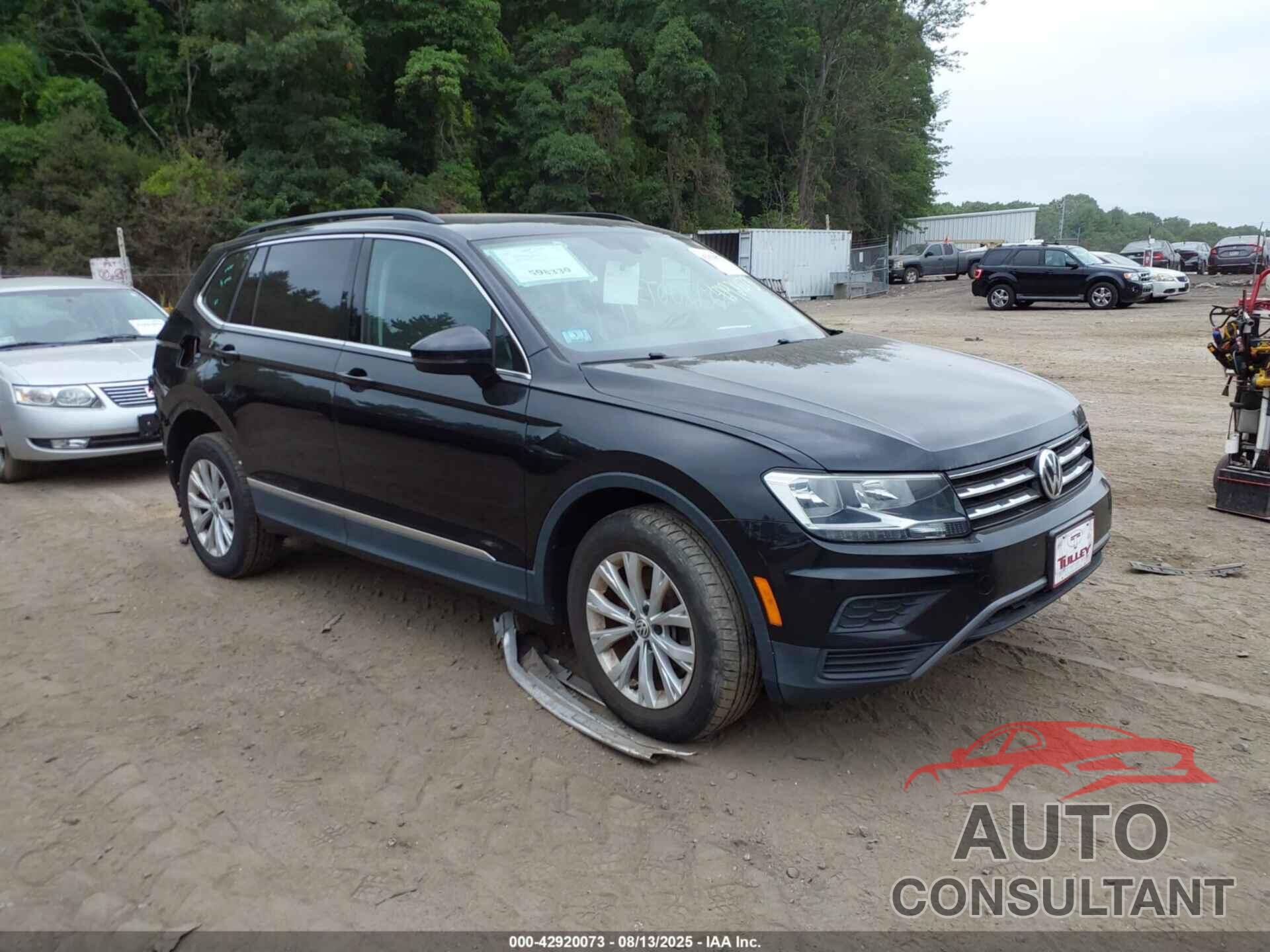 VOLKSWAGEN TIGUAN 2018 - 3VV2B7AX3JM112248