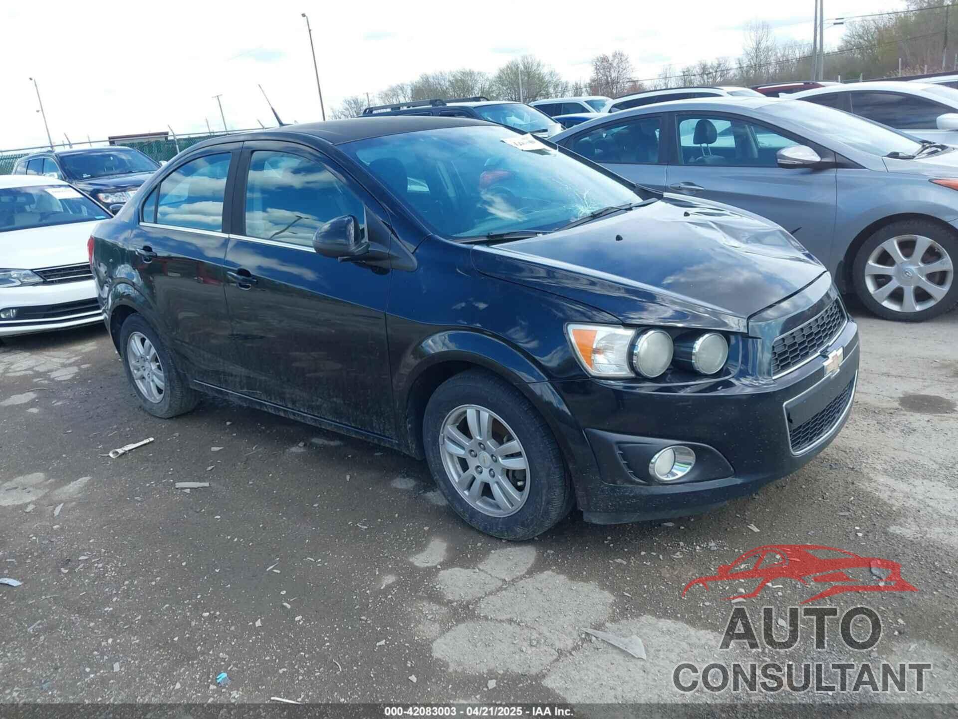 CHEVROLET SONIC 2012 - 1G1JD5SB8C4127590