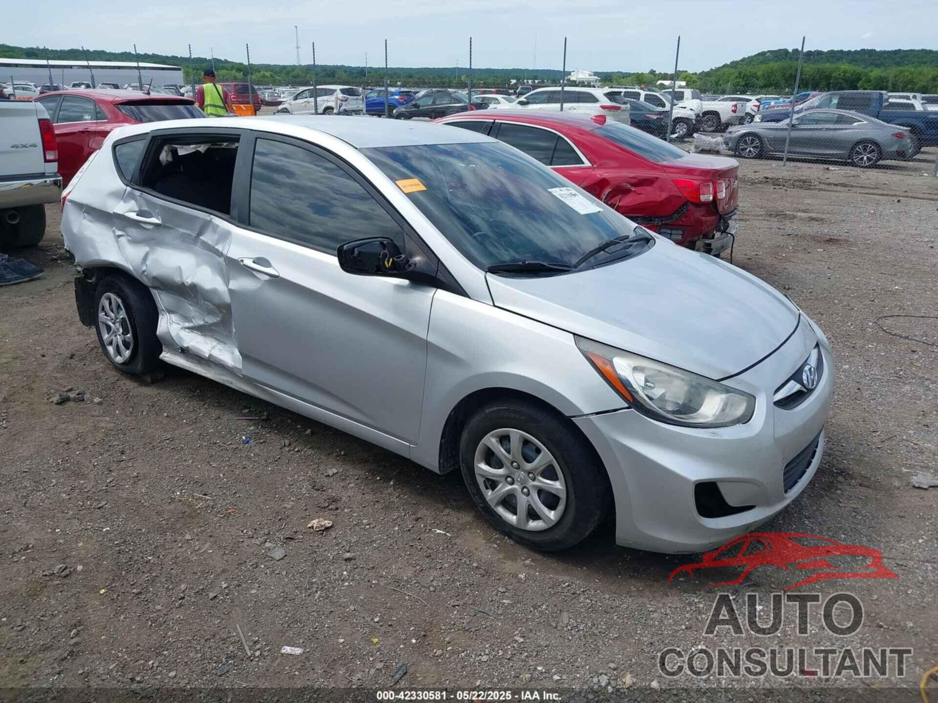 HYUNDAI ACCENT 2014 - KMHCT5AE4EU162995
