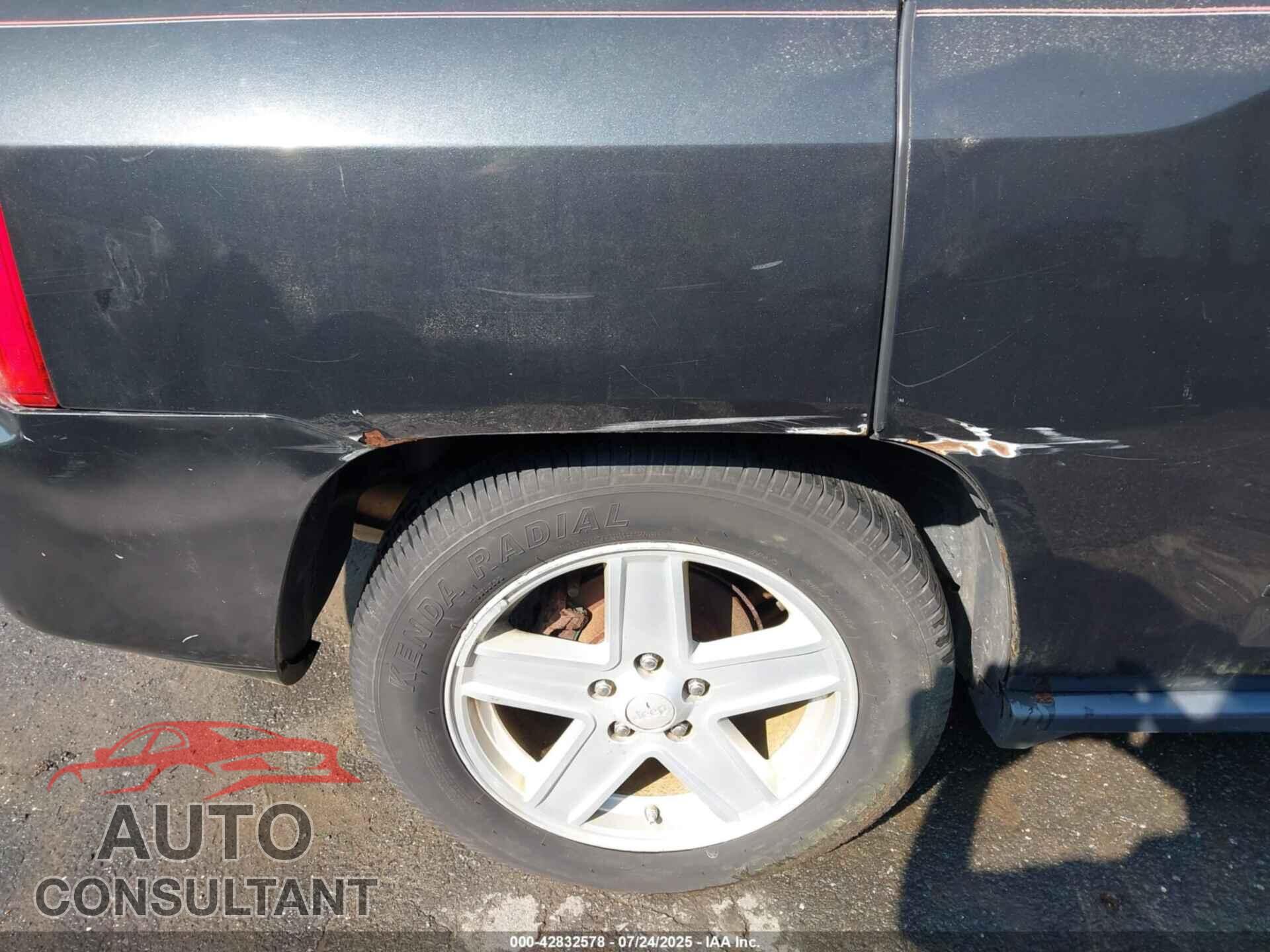 JEEP COMPASS 2009 - 1J4FF47BX9D192597