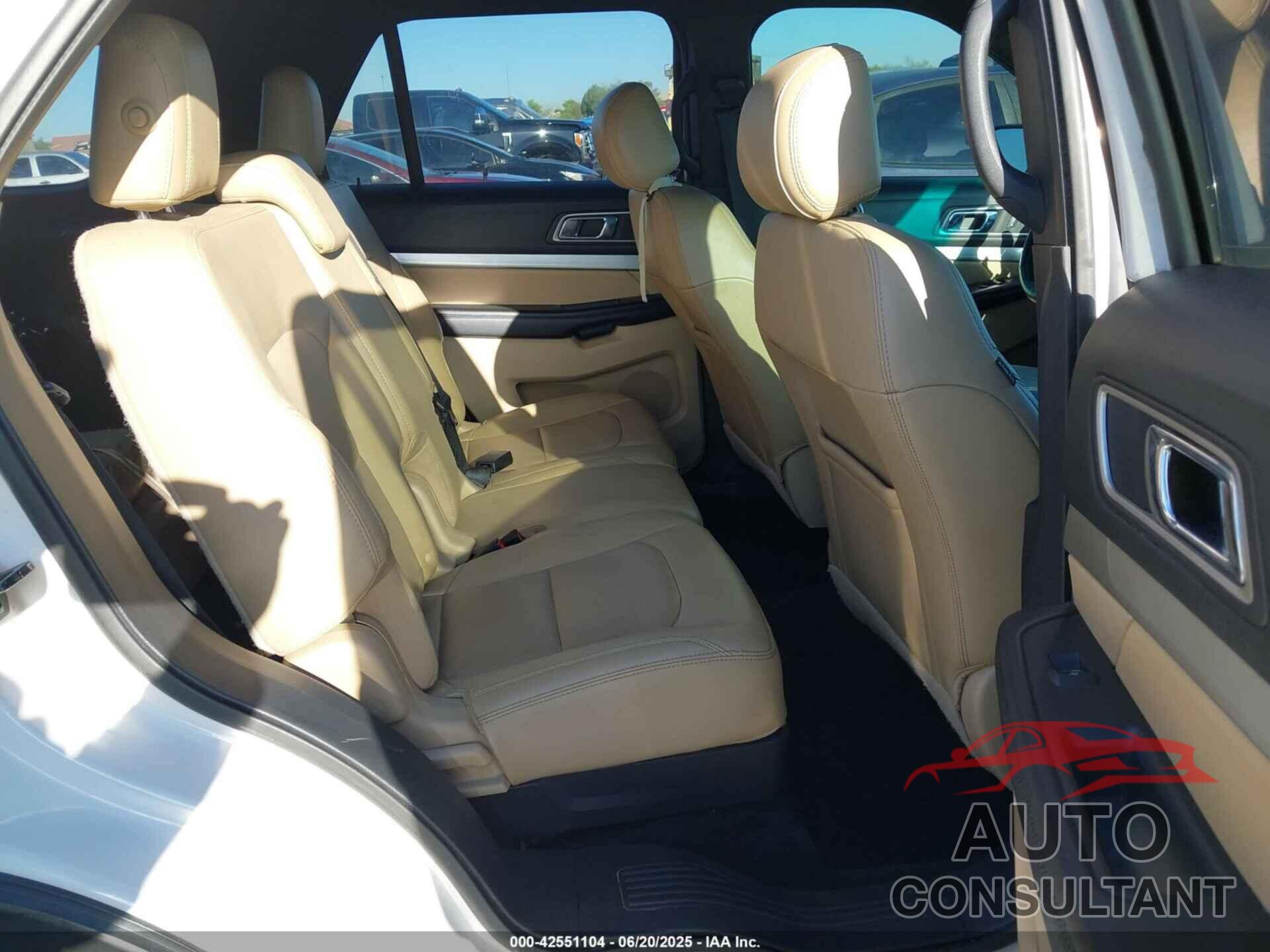 FORD EXPLORER 2017 - 1FM5K7D82HGB59173