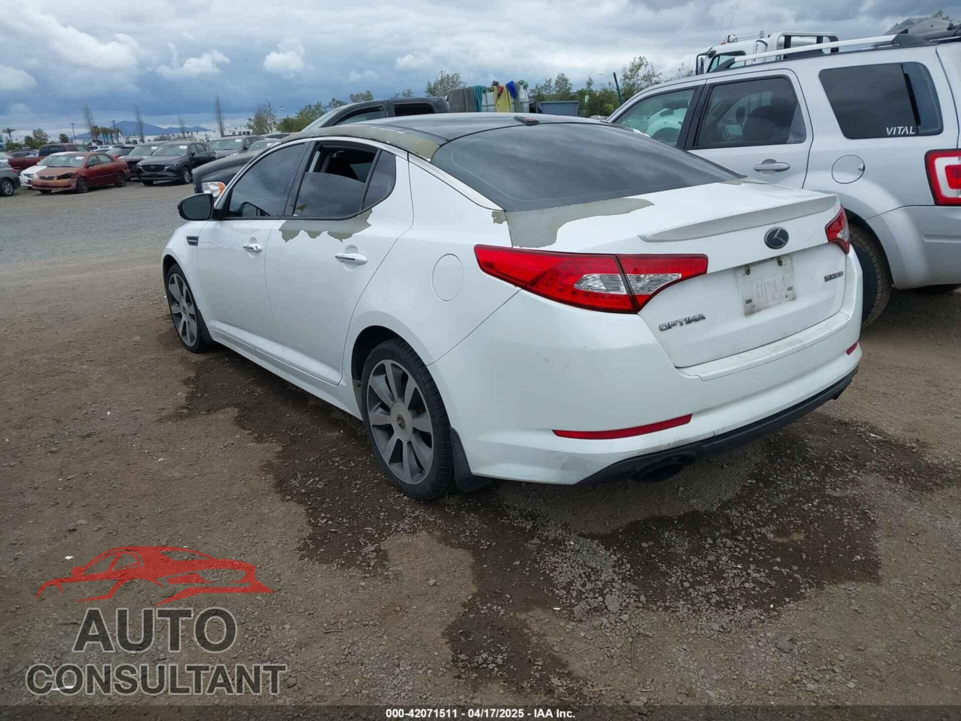 KIA OPTIMA 2013 - 5XXGR4A68DG105694