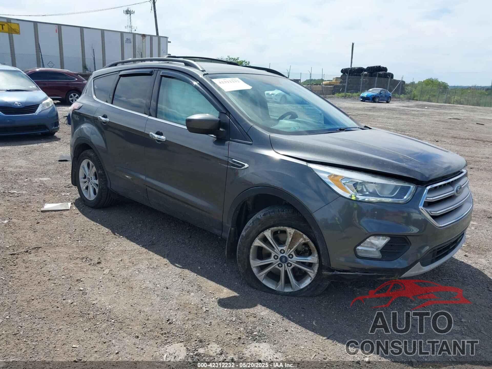 FORD ESCAPE 2017 - 1FMCU9G90HUB35053