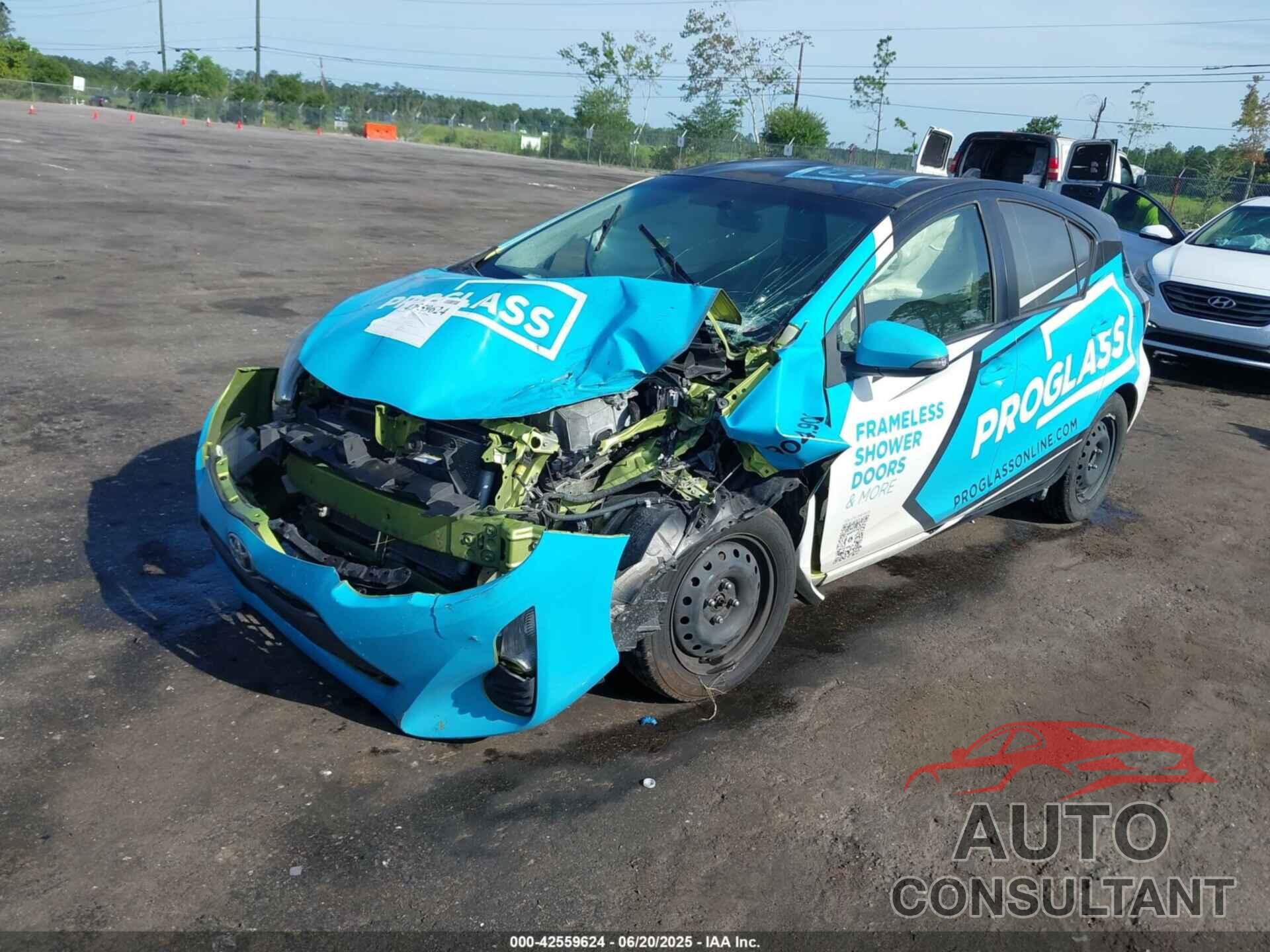 TOYOTA PRIUS C 2016 - JTDKDTB37G1135616