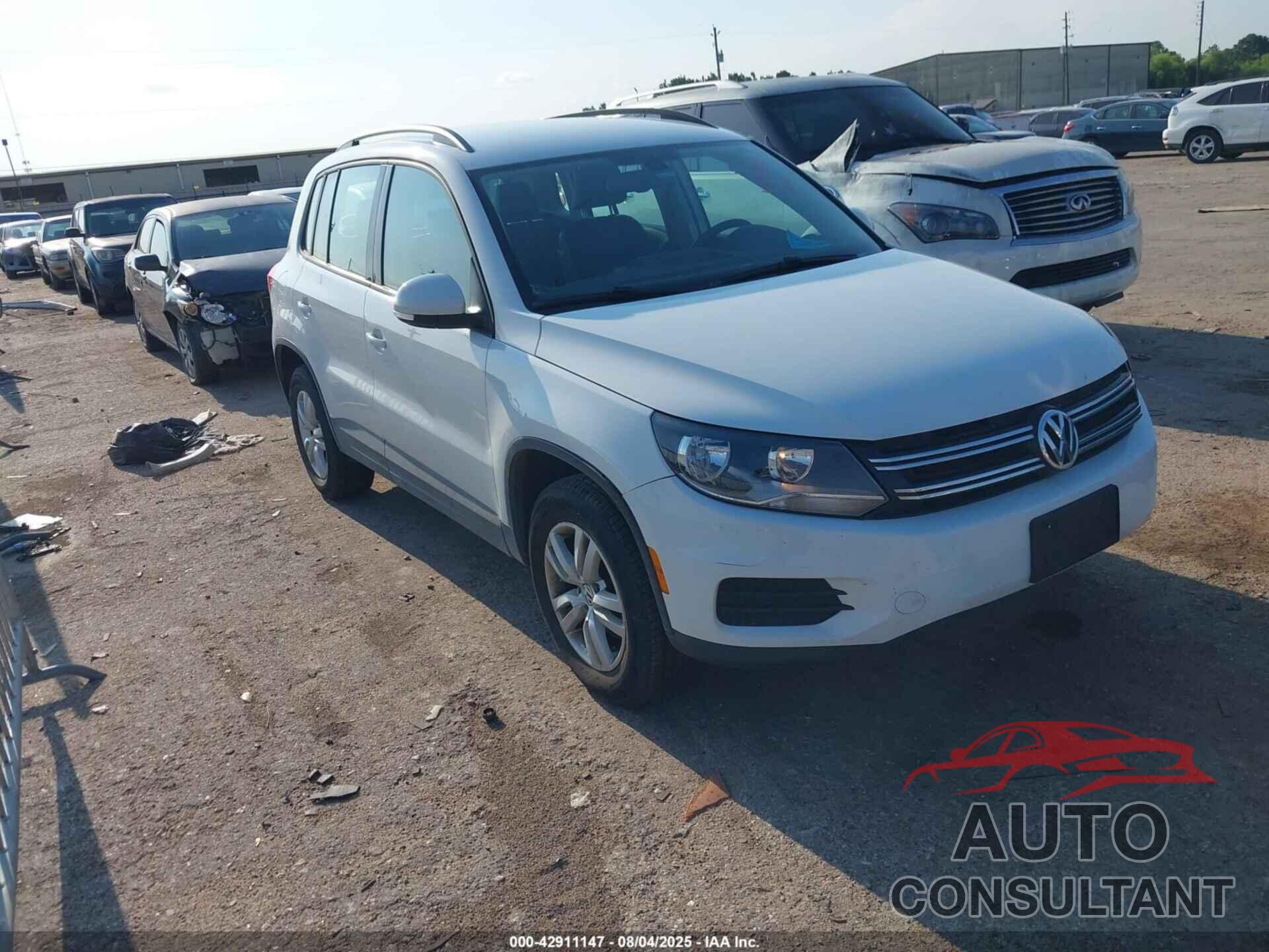VOLKSWAGEN TIGUAN 2016 - WVGBV7AX9GW602929