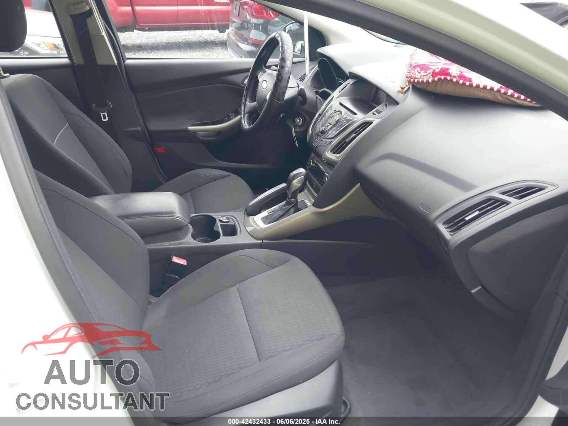 FORD FOCUS 2012 - 1FAHP3H26CL191096