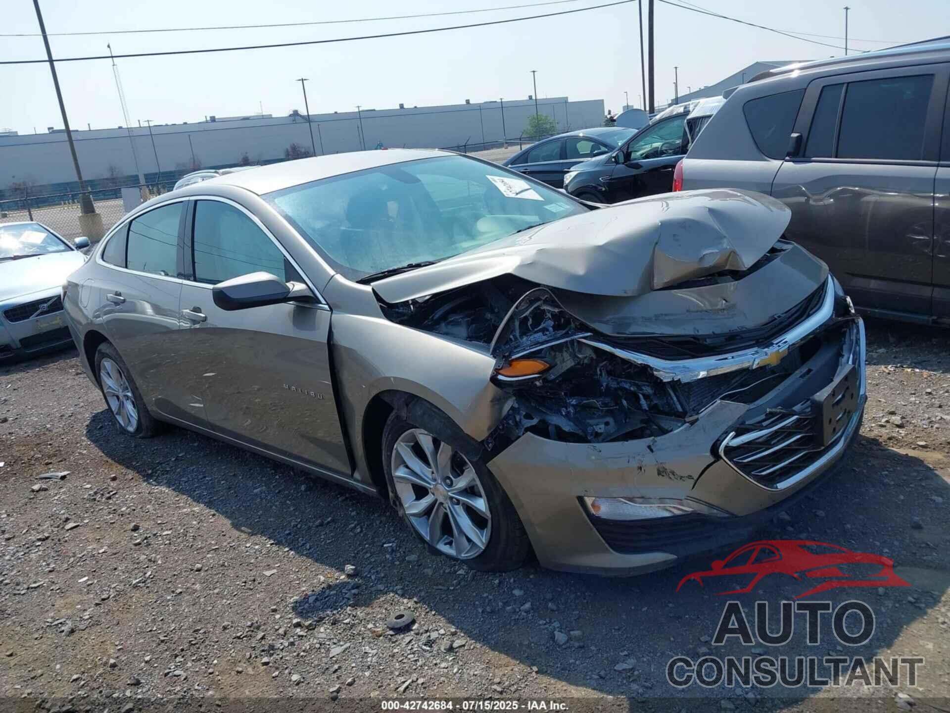 CHEVROLET MALIBU 2022 - 1G1ZD5ST1NF154200
