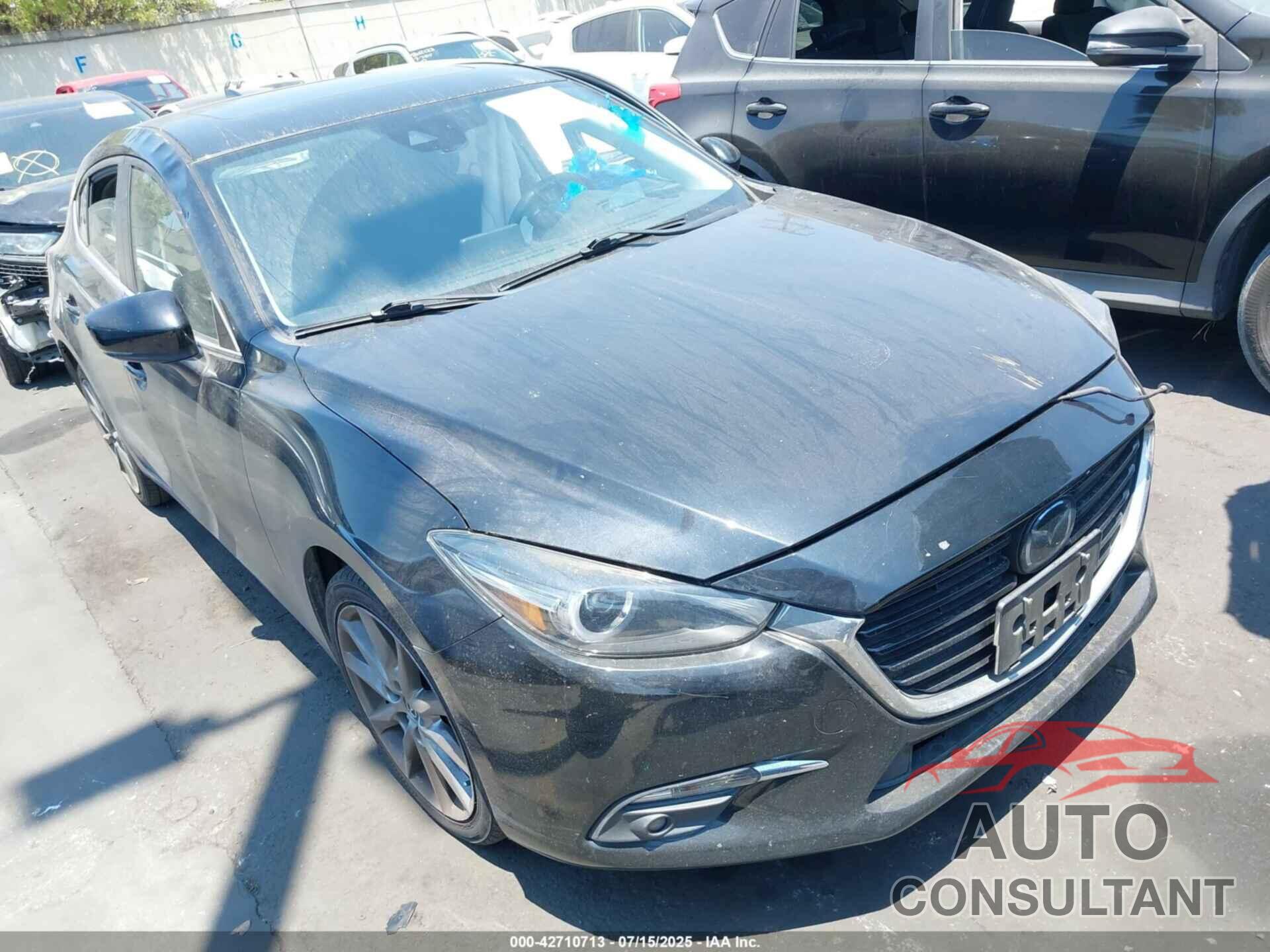 MAZDA MAZDA3 2018 - 3MZBN1M32JM178623