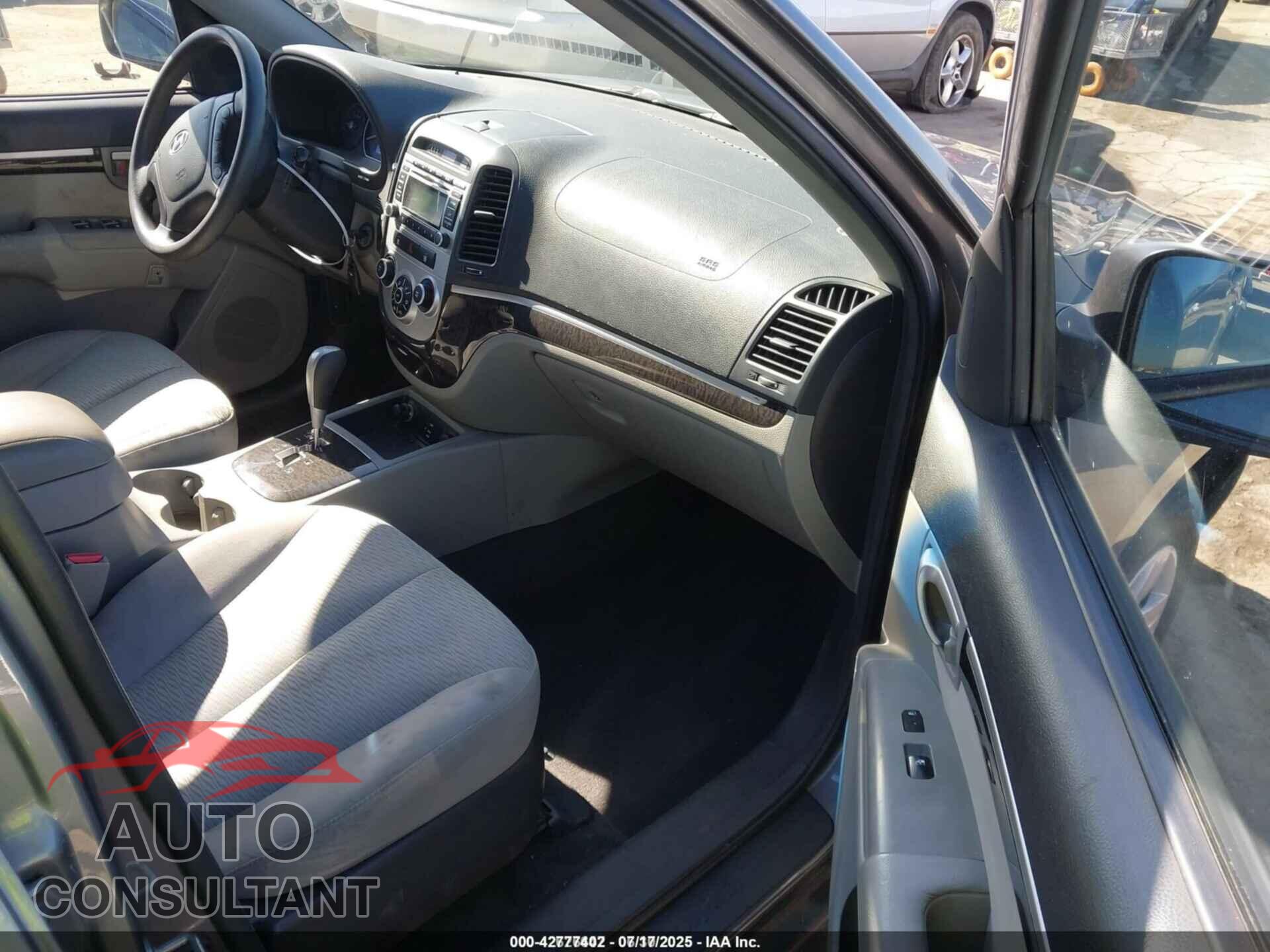 HYUNDAI SANTA FE 2009 - 5NMSG13D99H268583