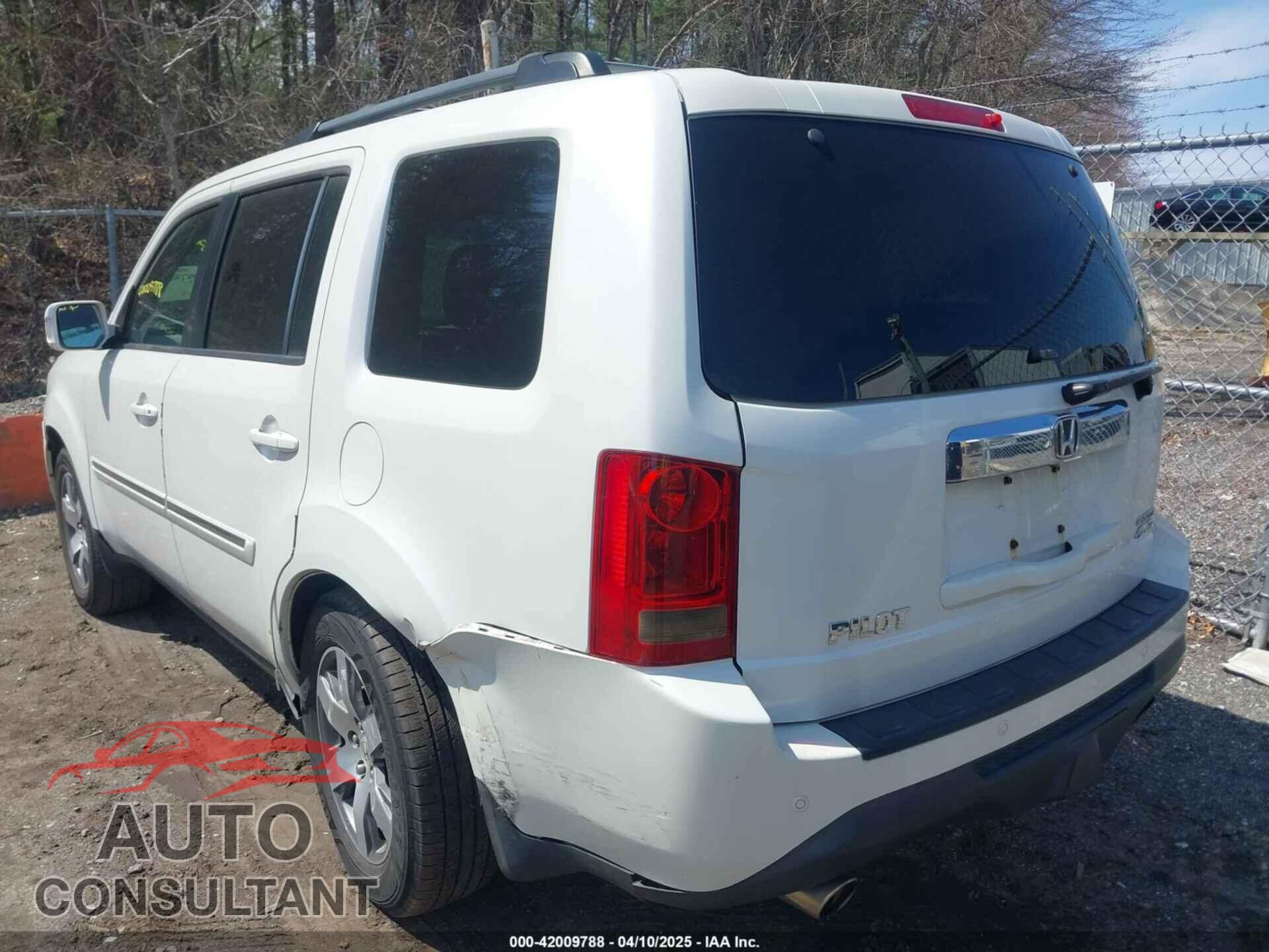 HONDA PILOT 2013 - 5FNYF4H94DB077831