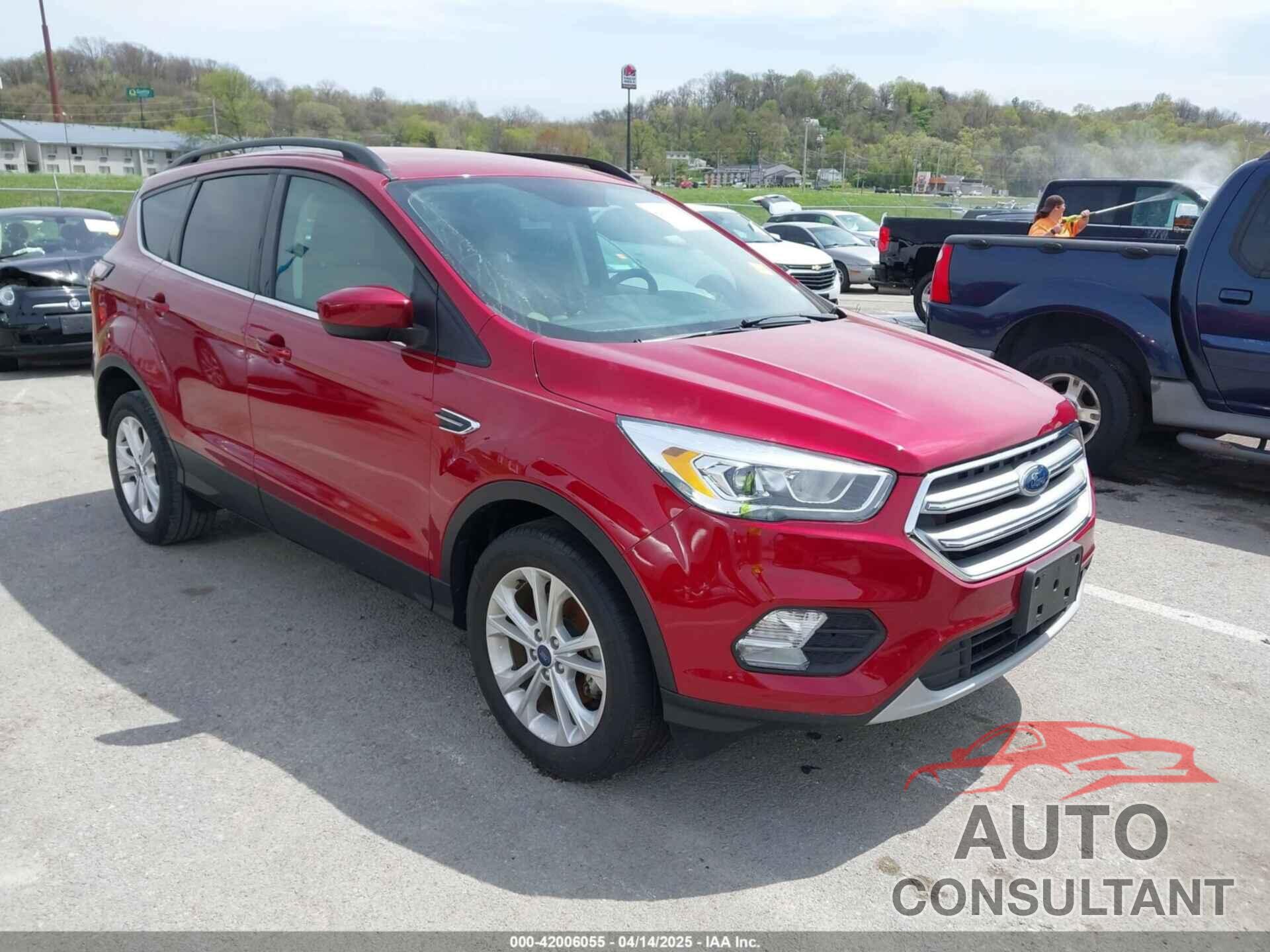 FORD ESCAPE 2017 - 1FMCU0GDXHUF07515