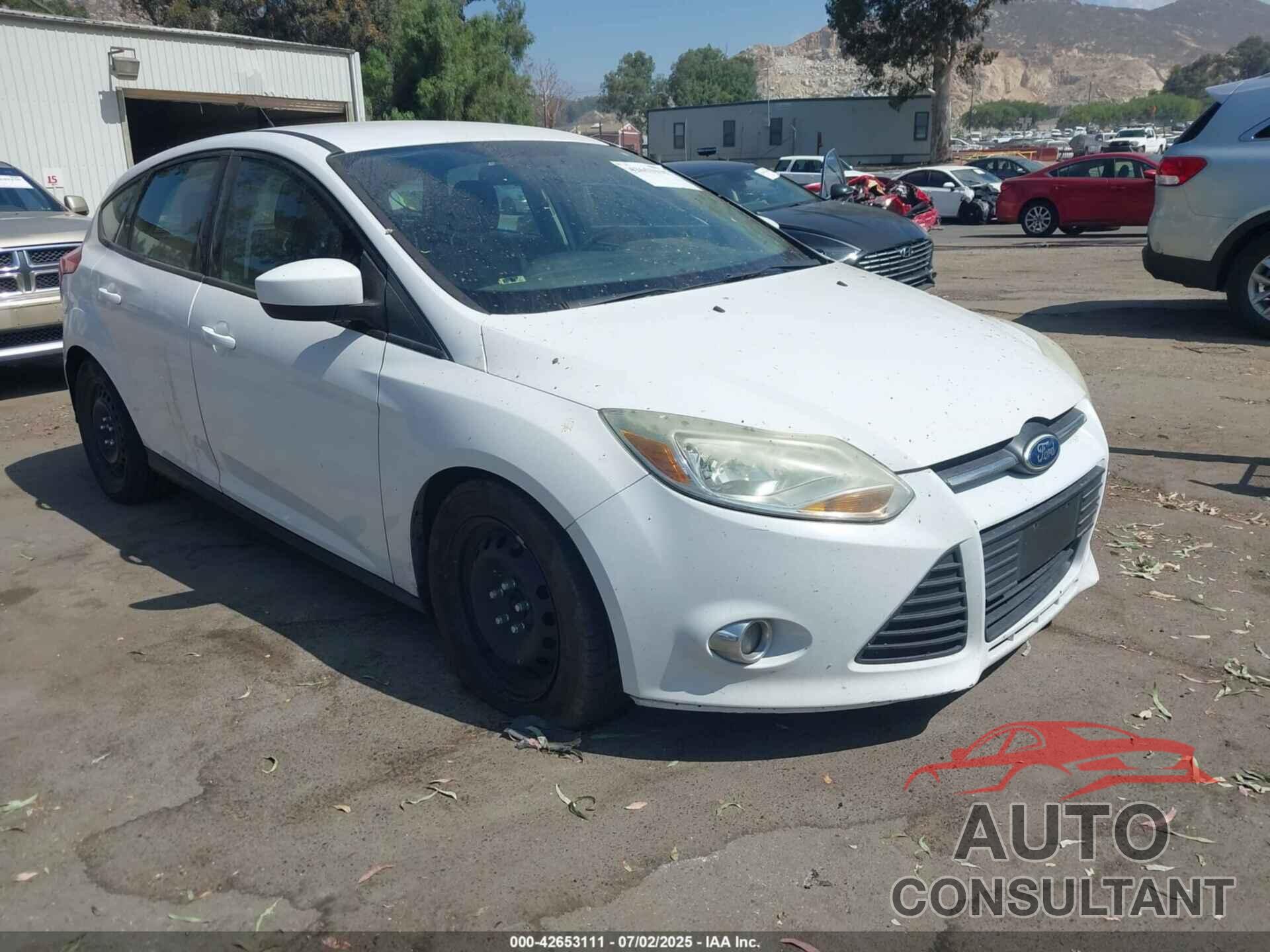 FORD FOCUS 2012 - 1FAHP3K2XCL338092