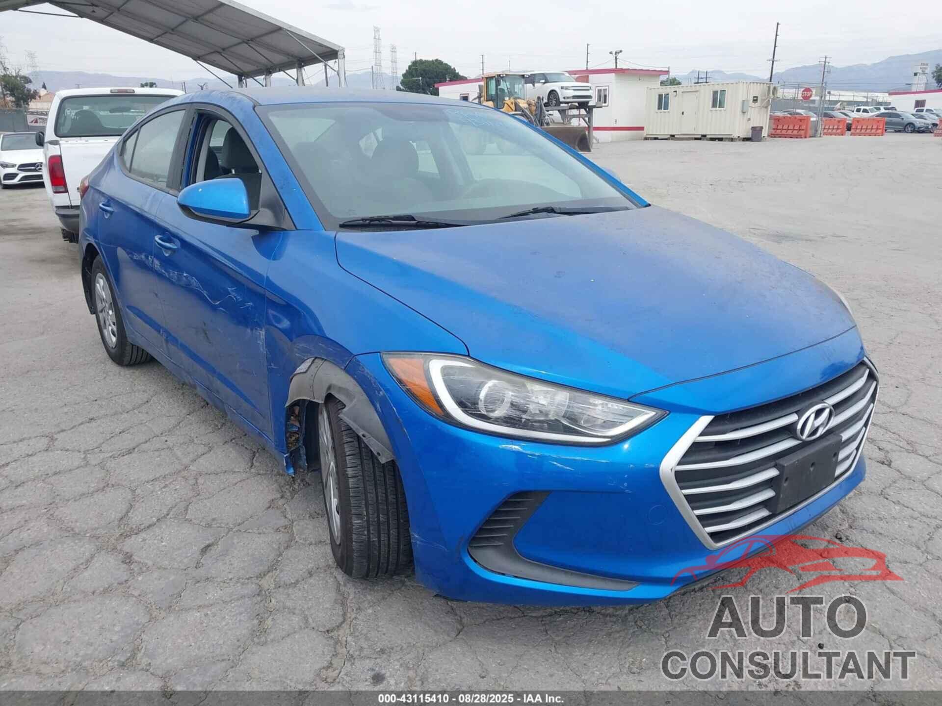 HYUNDAI ELANTRA 2018 - KMHD74LF7JU450321