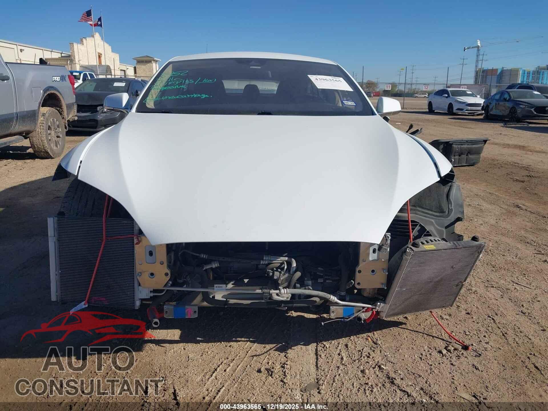 TESLA MODEL S 2016 - 5YJSA1E24GF150856
