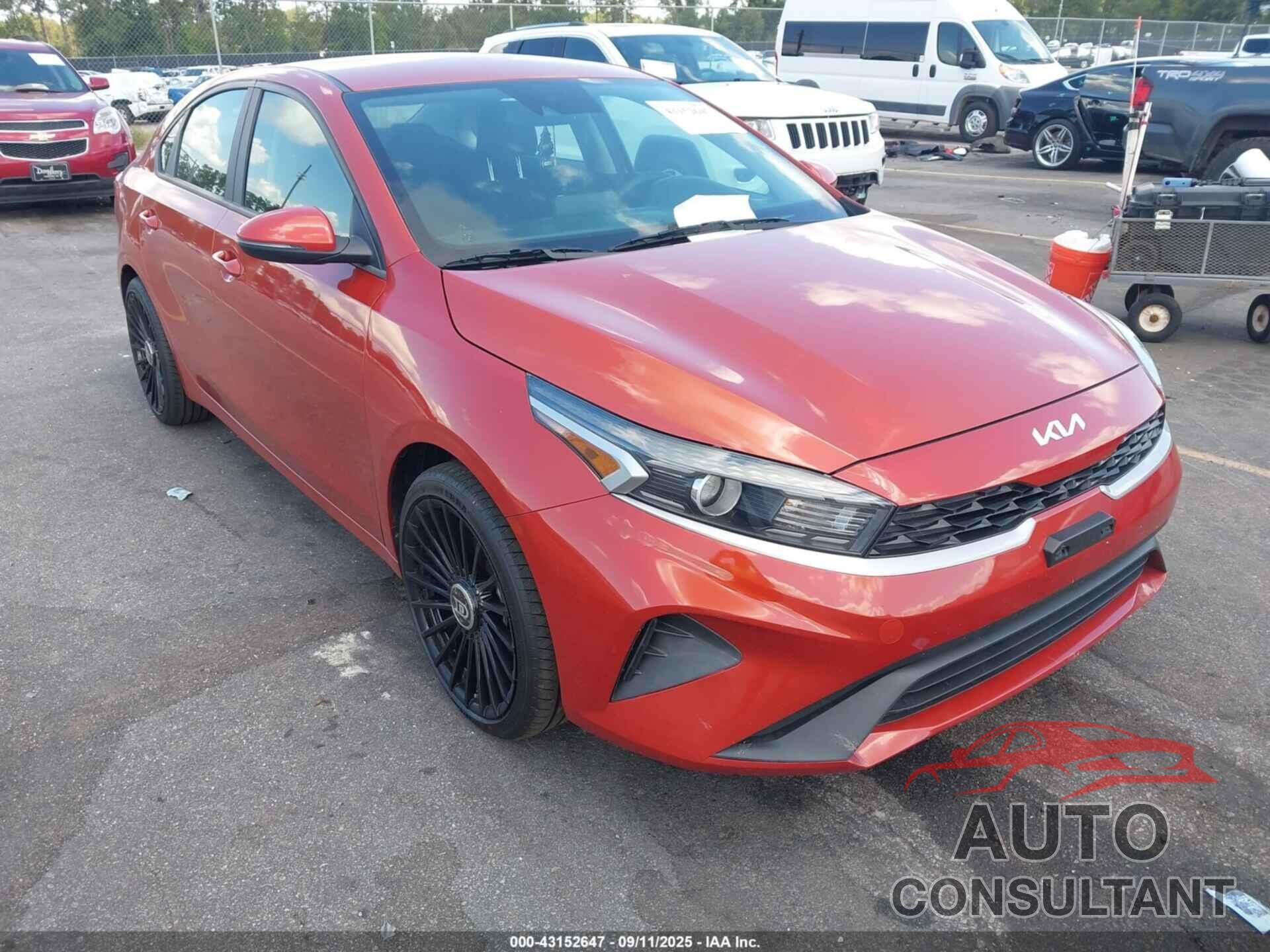 KIA FORTE 2023 - 3KPF24AD0PE543301