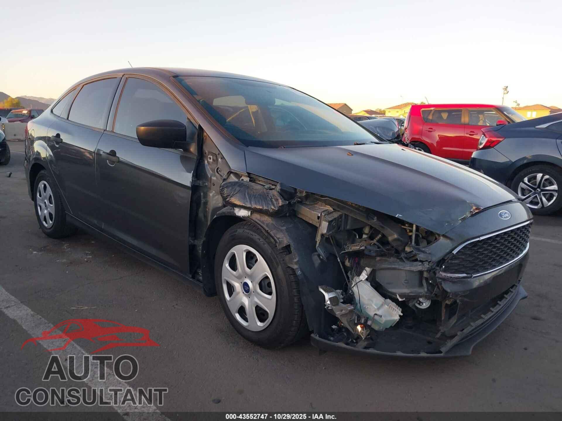 FORD FOCUS 2018 - 1FADP3E21JL278744