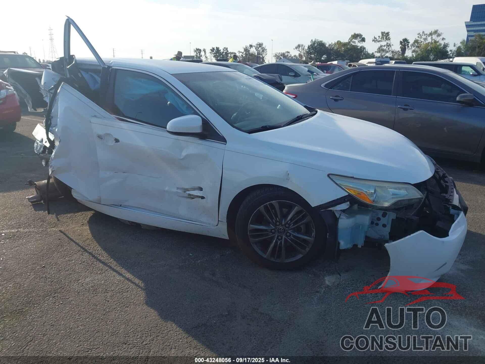 TOYOTA CAMRY 2016 - 4T1BF1FK5GU136919