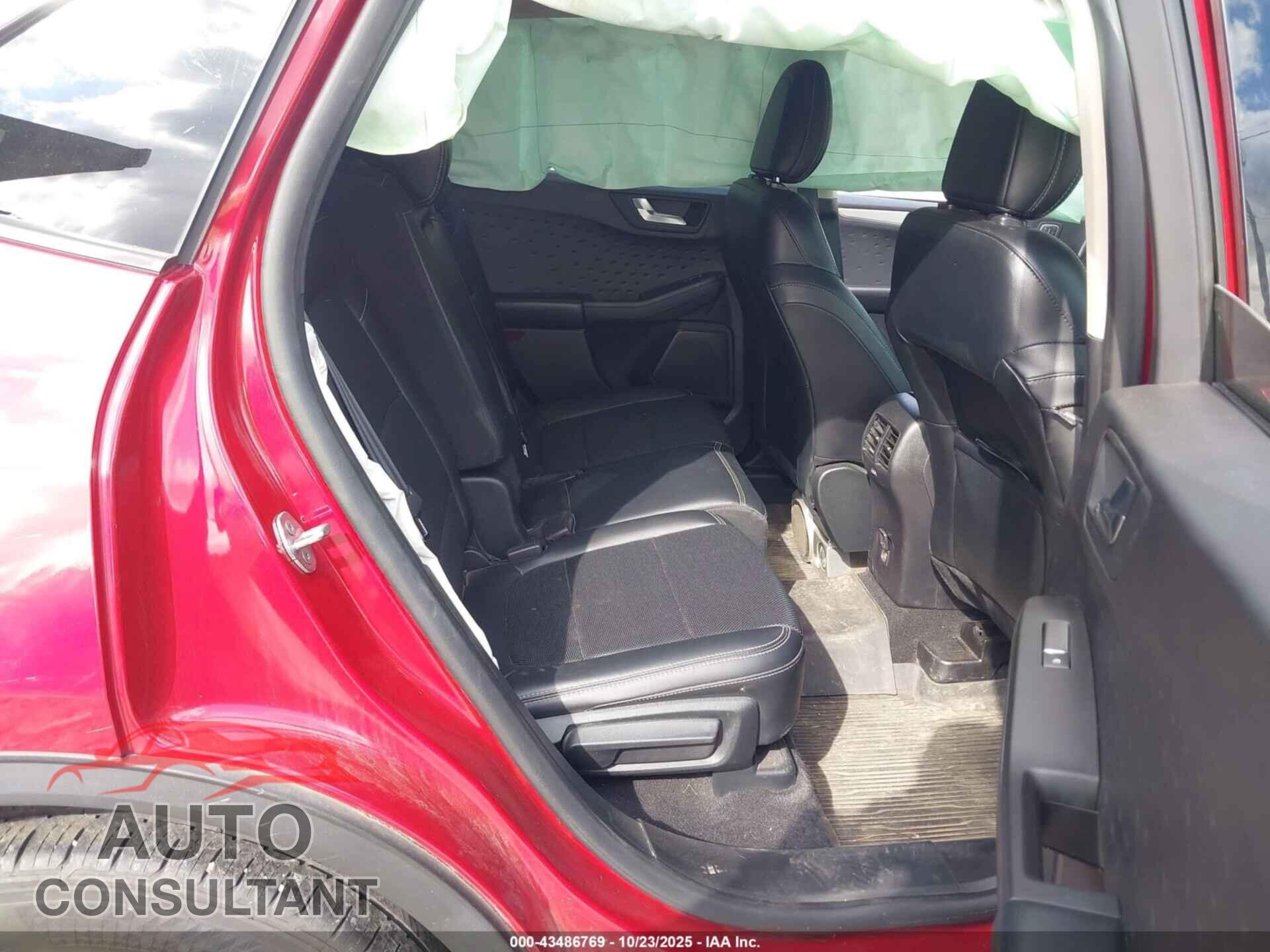 FORD ESCAPE 2020 - 1FMCU9H64LUA99137