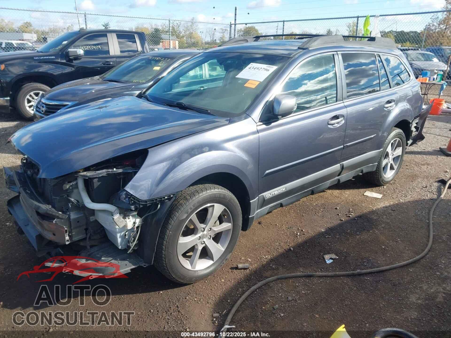SUBARU OUTBACK 2014 - 4S4BRBPC3E3207459