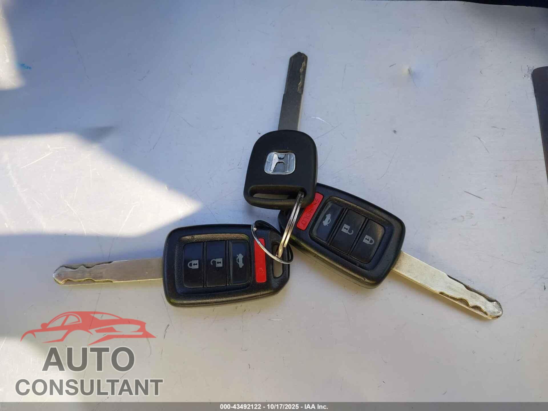 HONDA CIVIC 2015 - 19XFB2F77FE287700