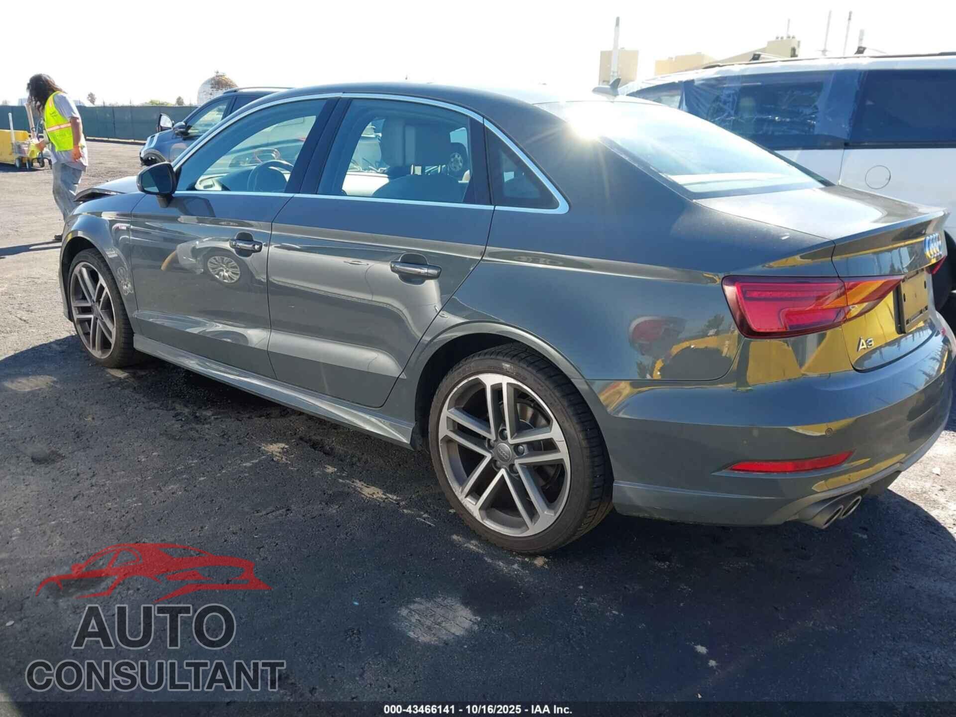 AUDI A3 2017 - WAUGUGFF1H1029095