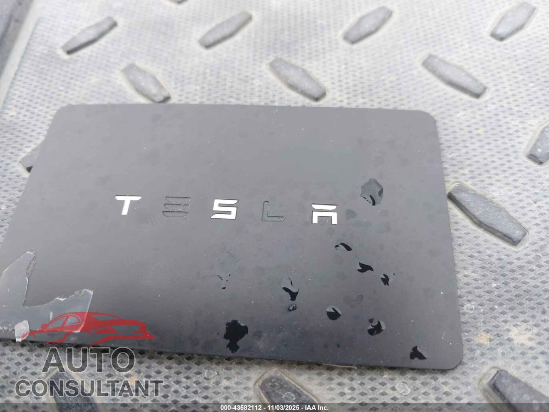 TESLA MODEL 3 2020 - 5YJ3E1EA8LF660377