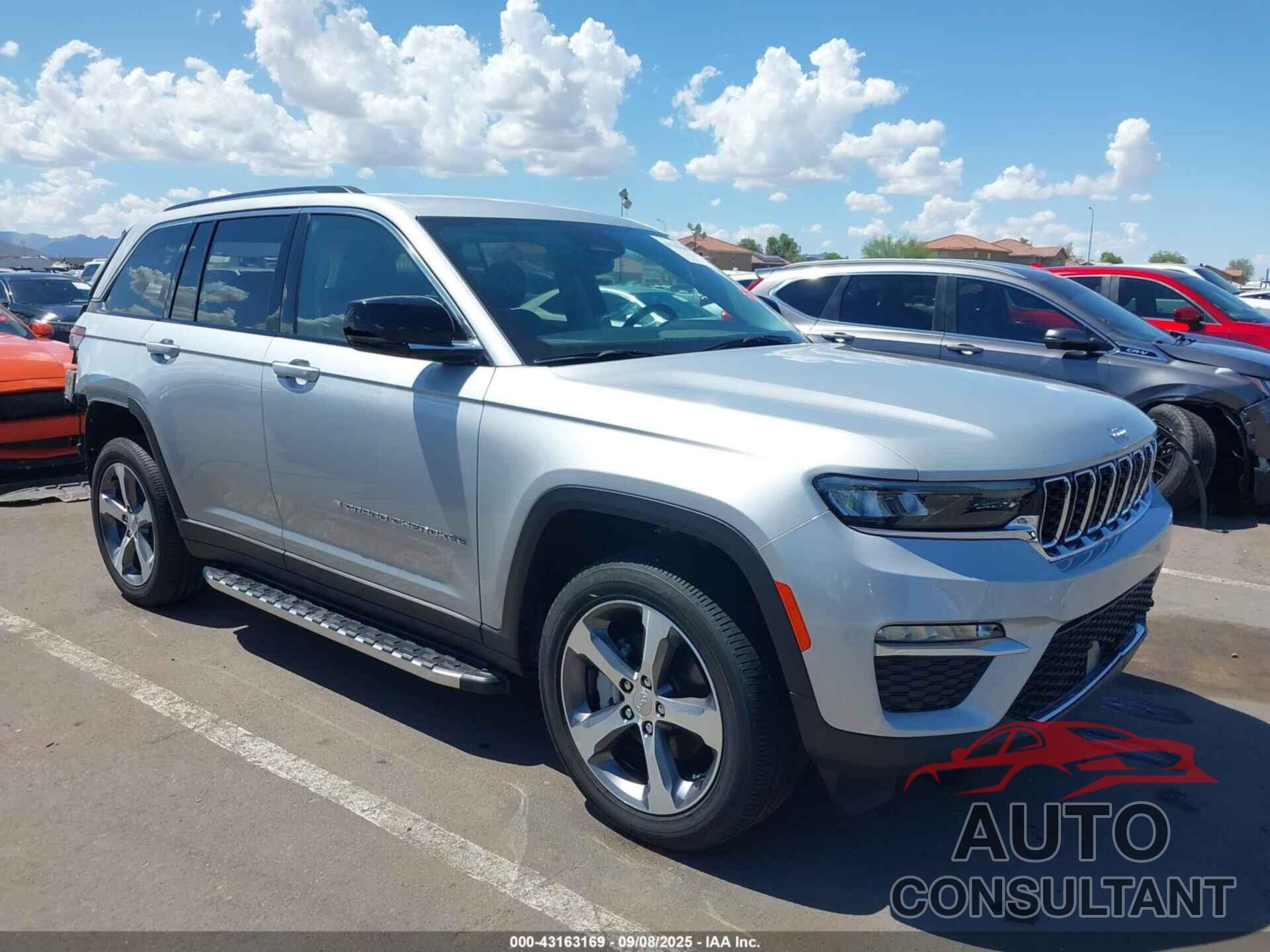 JEEP GRAND CHEROKEE 2024 - 1C4RJHBG2RC697082