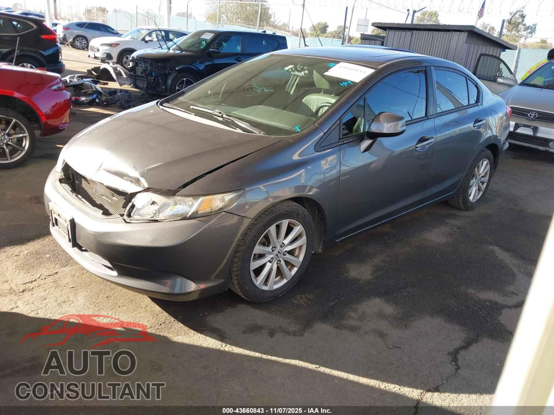 HONDA CIVIC 2012 - 2HGFB2F9XCH590876