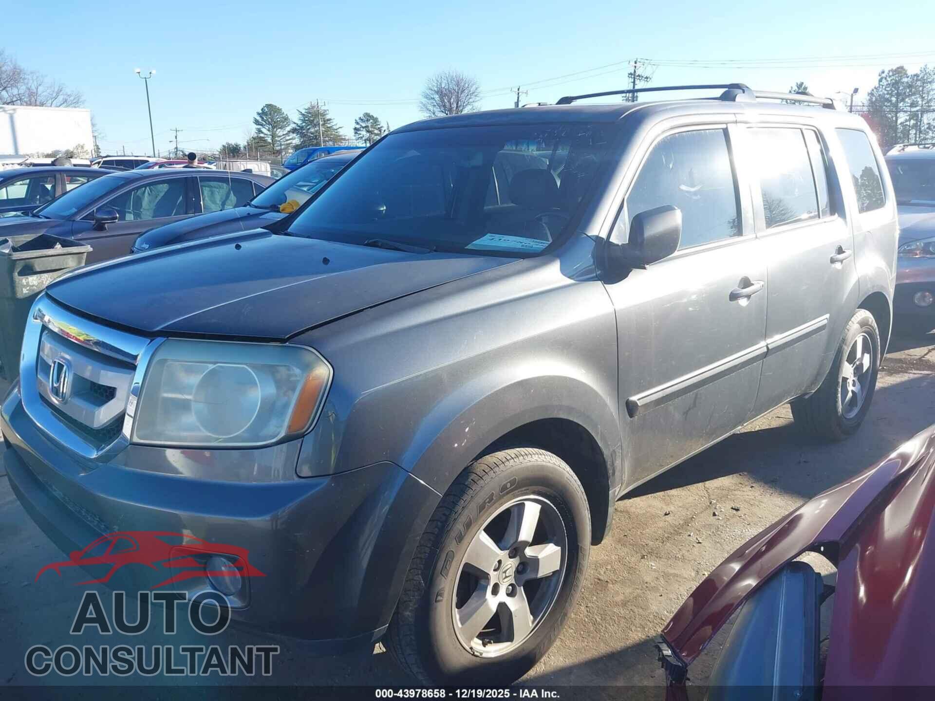 HONDA PILOT 2011 - 5FNYF3H69BB033031