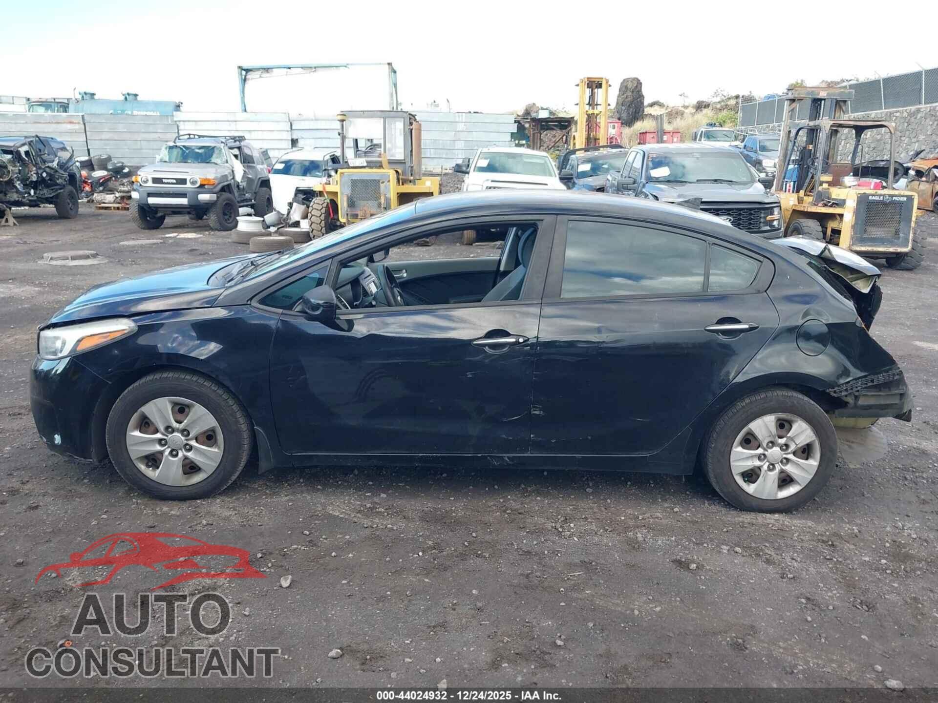 KIA FORTE 2017 - 3KPFL4A76HE055088