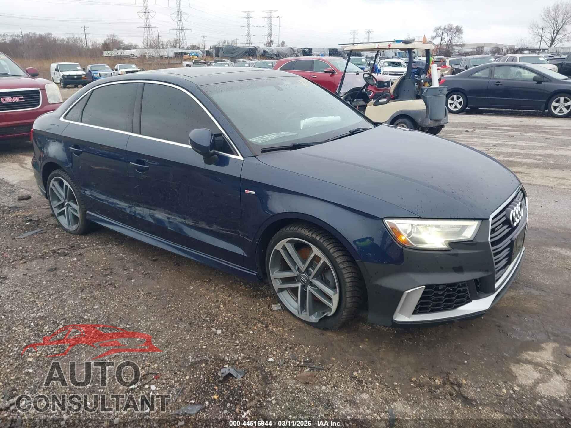 AUDI A3 2017 - WAUJ8GFF1H1059885