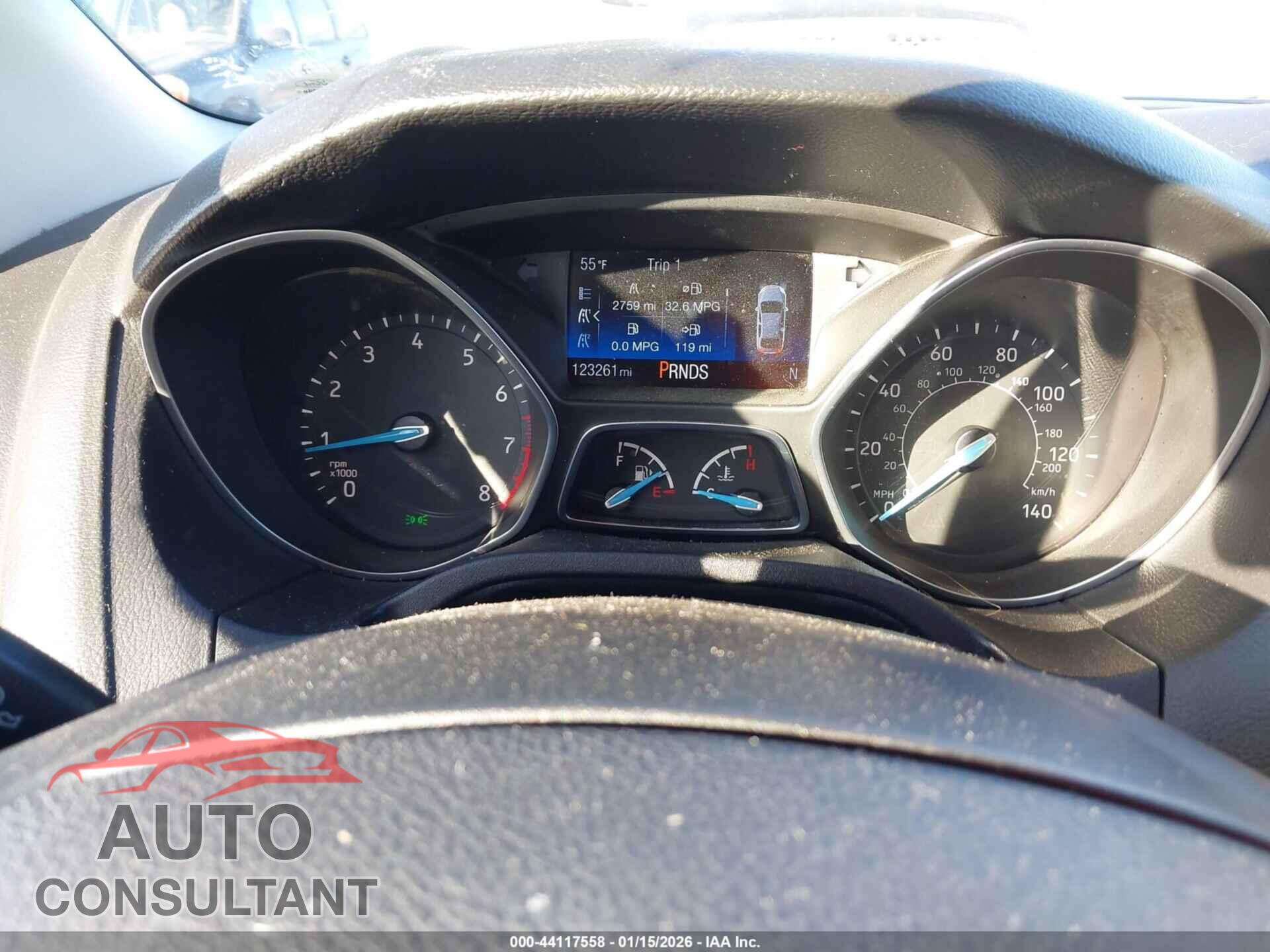 FORD FOCUS 2017 - 1FADP3M28HL205334