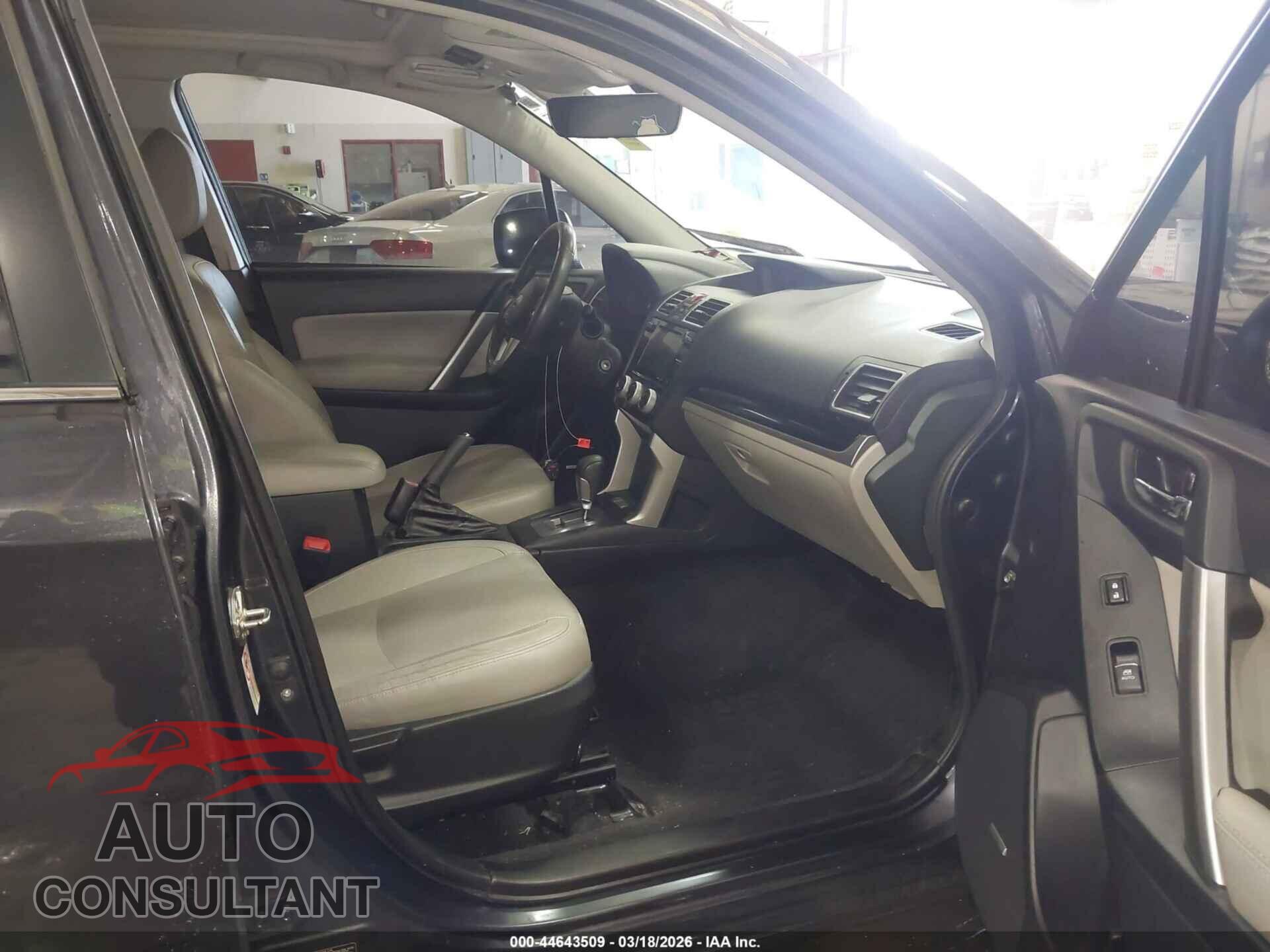 SUBARU FORESTER 2017 - JF2SJARC0HH448357