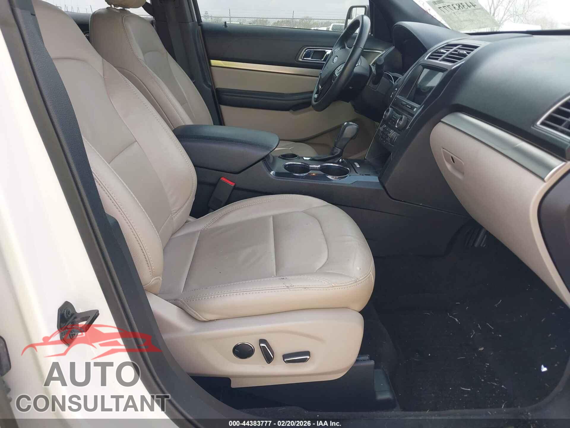 FORD EXPLORER 2018 - 1FM5K7D85JGB26755