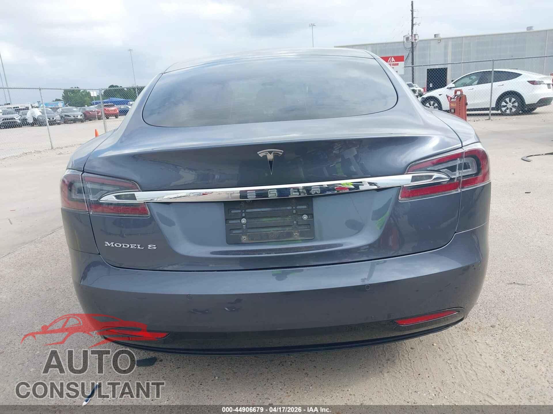 TESLA MODEL S 2017 - 5YJSA1E10HF202699