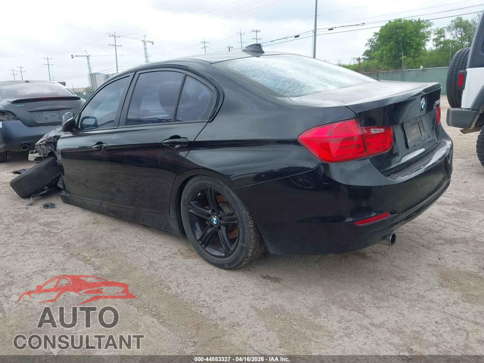 BMW 320I 2015 - WBA3B1C52FK140453