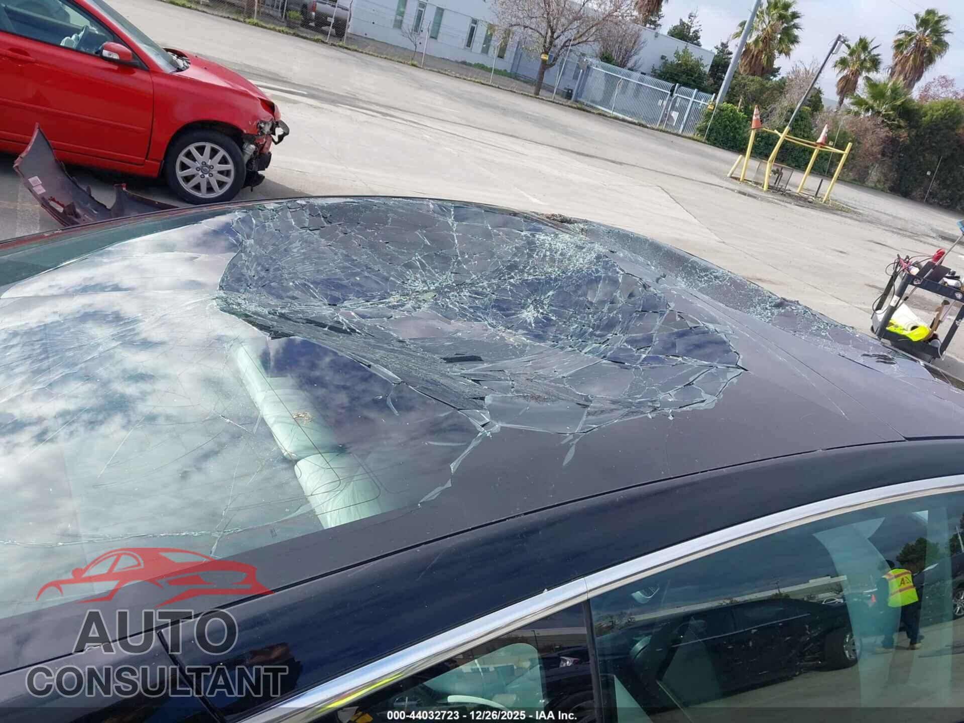 TESLA MODEL 3 2019 - 5YJ3E1EB7KF421393
