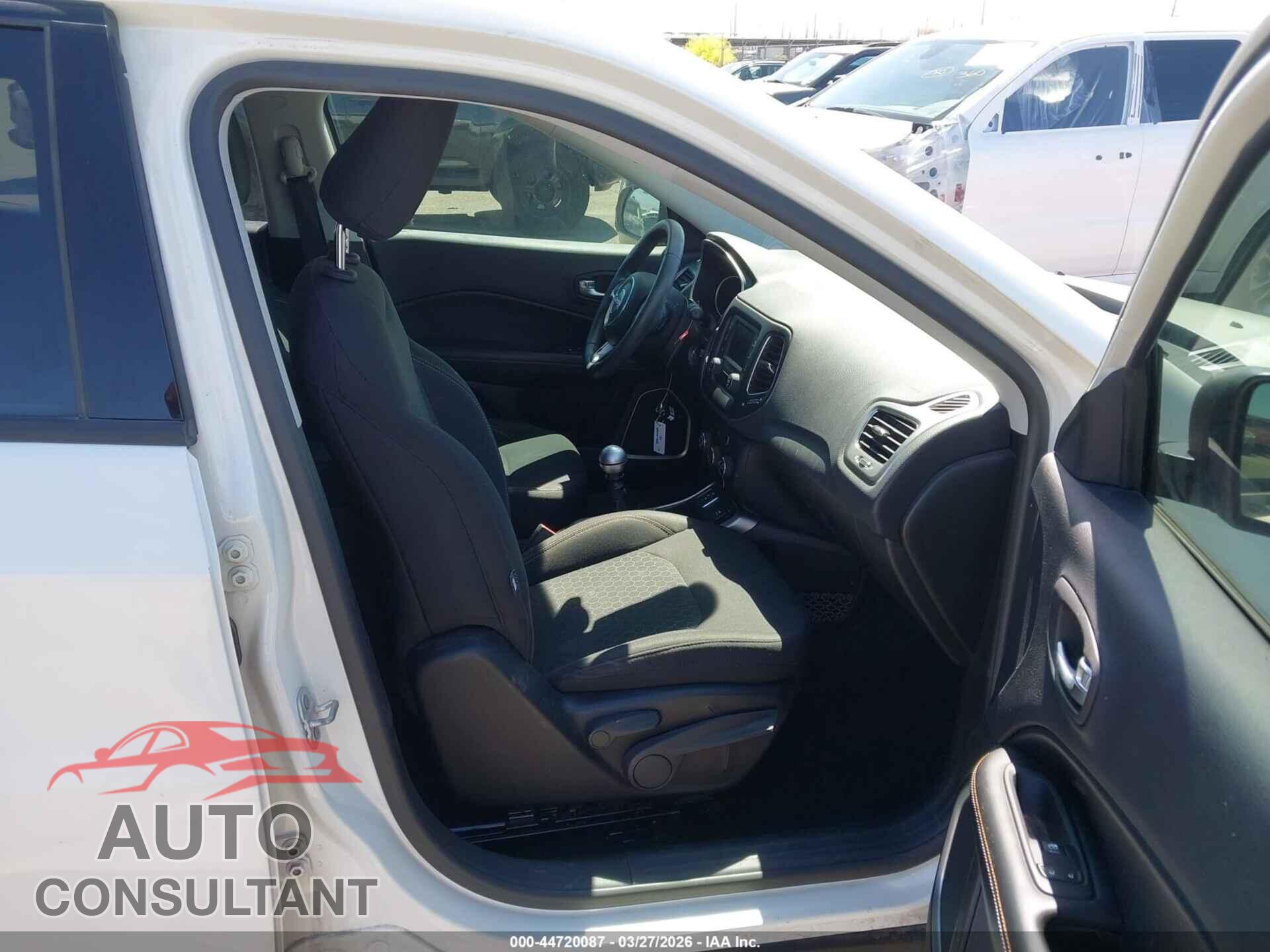 JEEP NEW COMPASS 2017 - 3C4NJCABXHT652465
