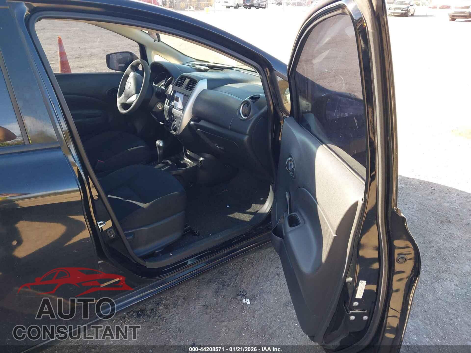 NISSAN VERSA NOTE 2017 - 3N1CE2CP2HL379247