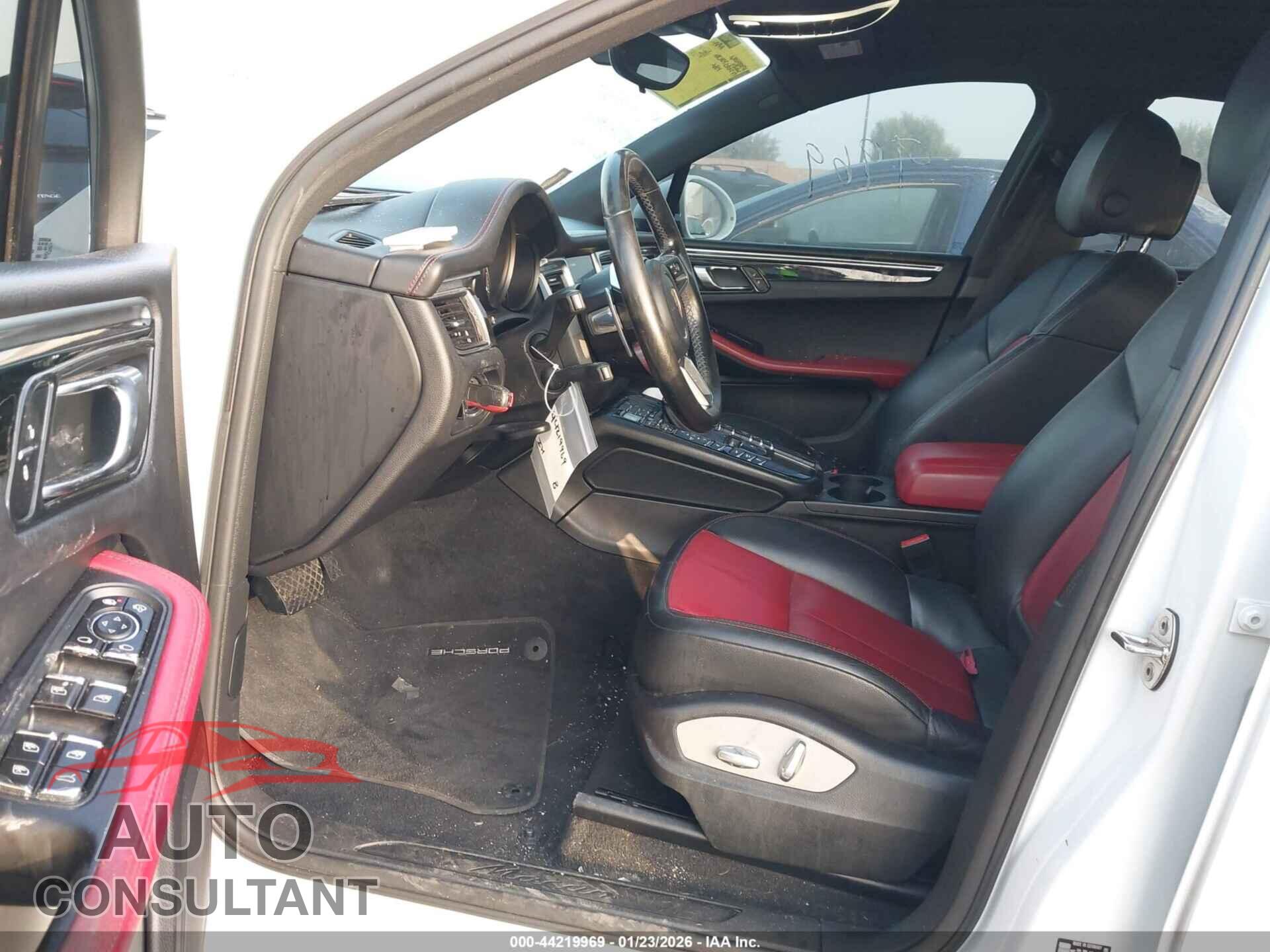 PORSCHE MACAN 2017 - WP1AA2A56HLB07442