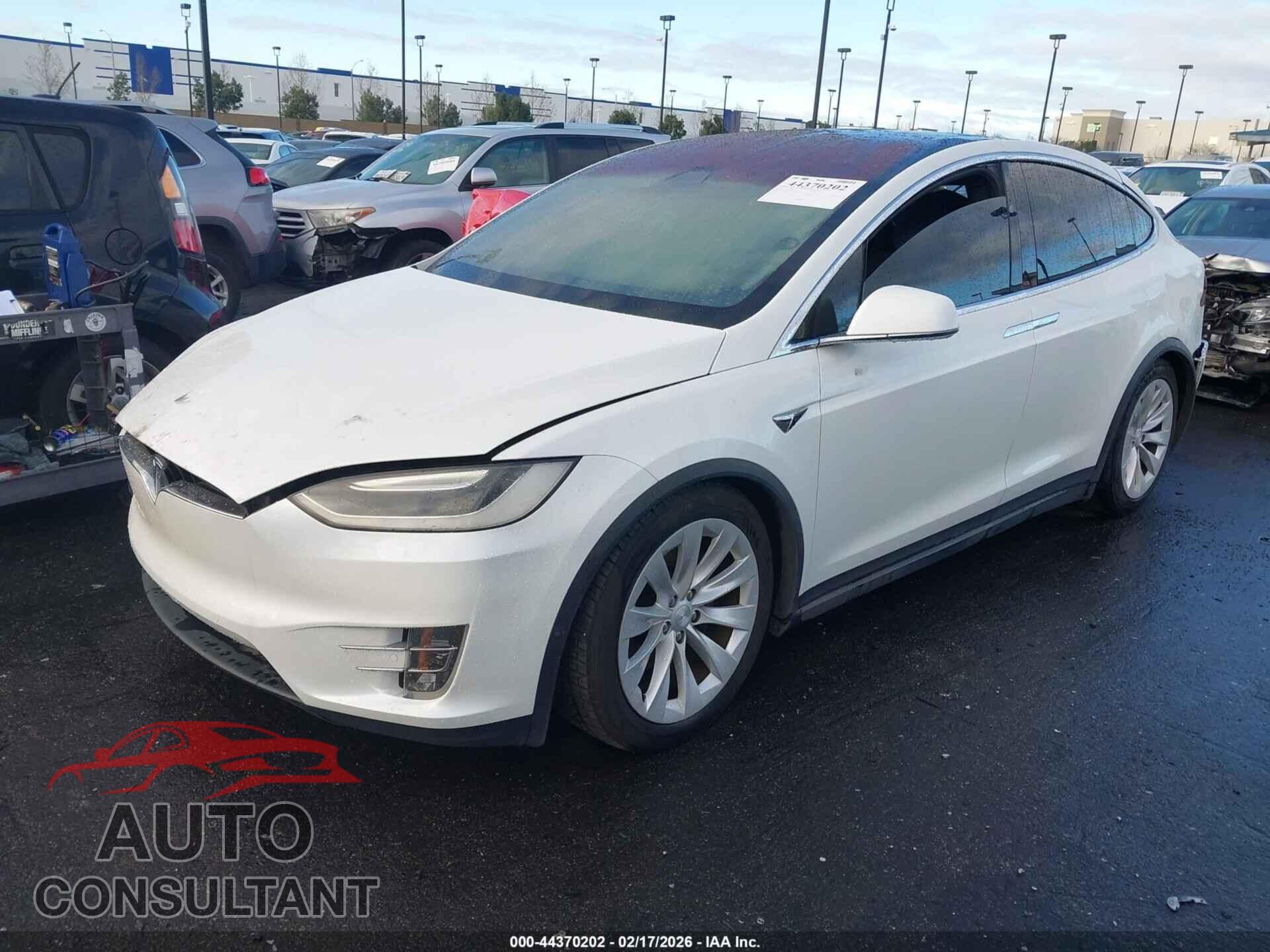 TESLA MODEL X 2017 - 5YJXCAE2XHF029556