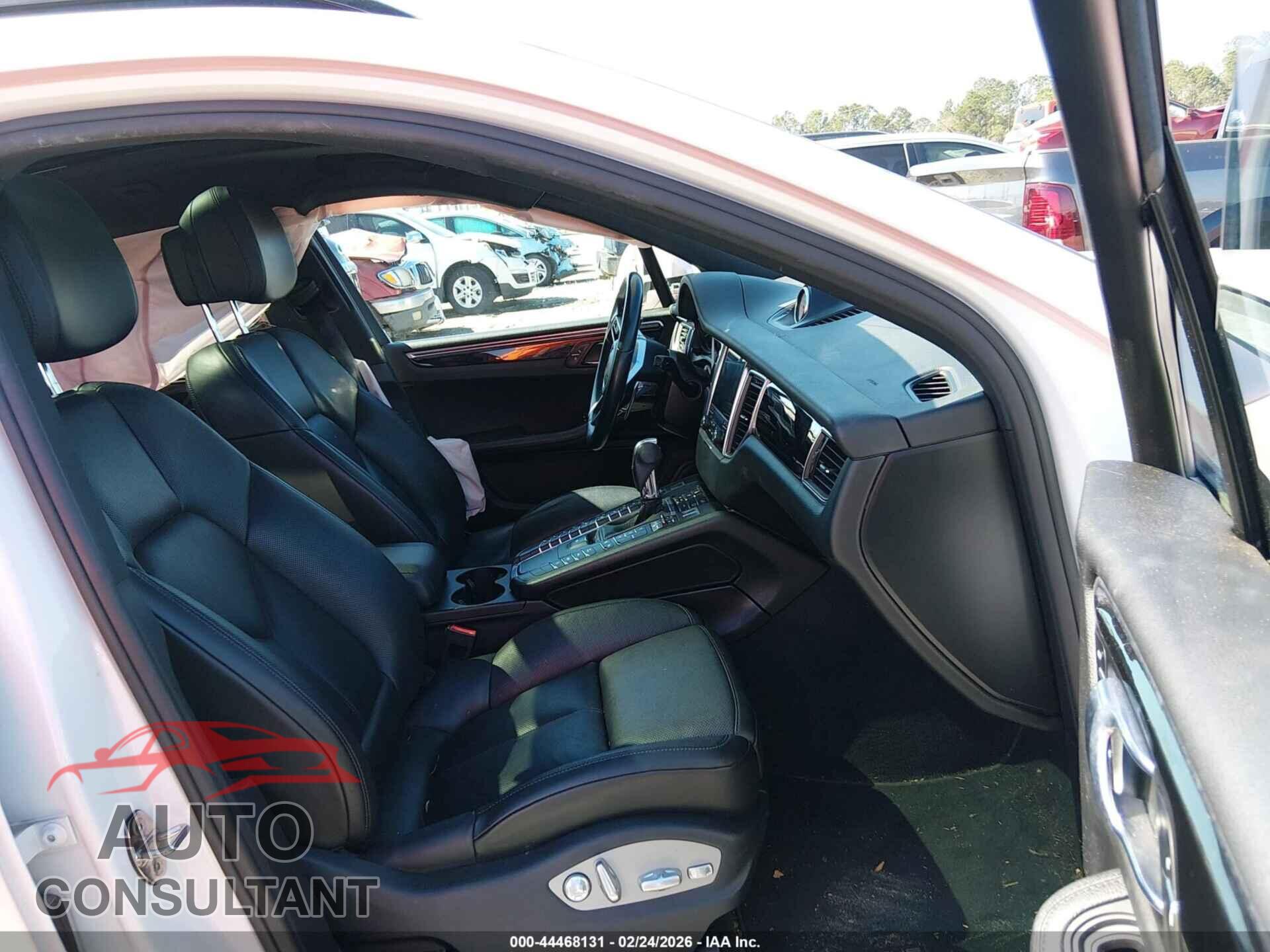 PORSCHE MACAN 2018 - WP1AA2A51JLB16457