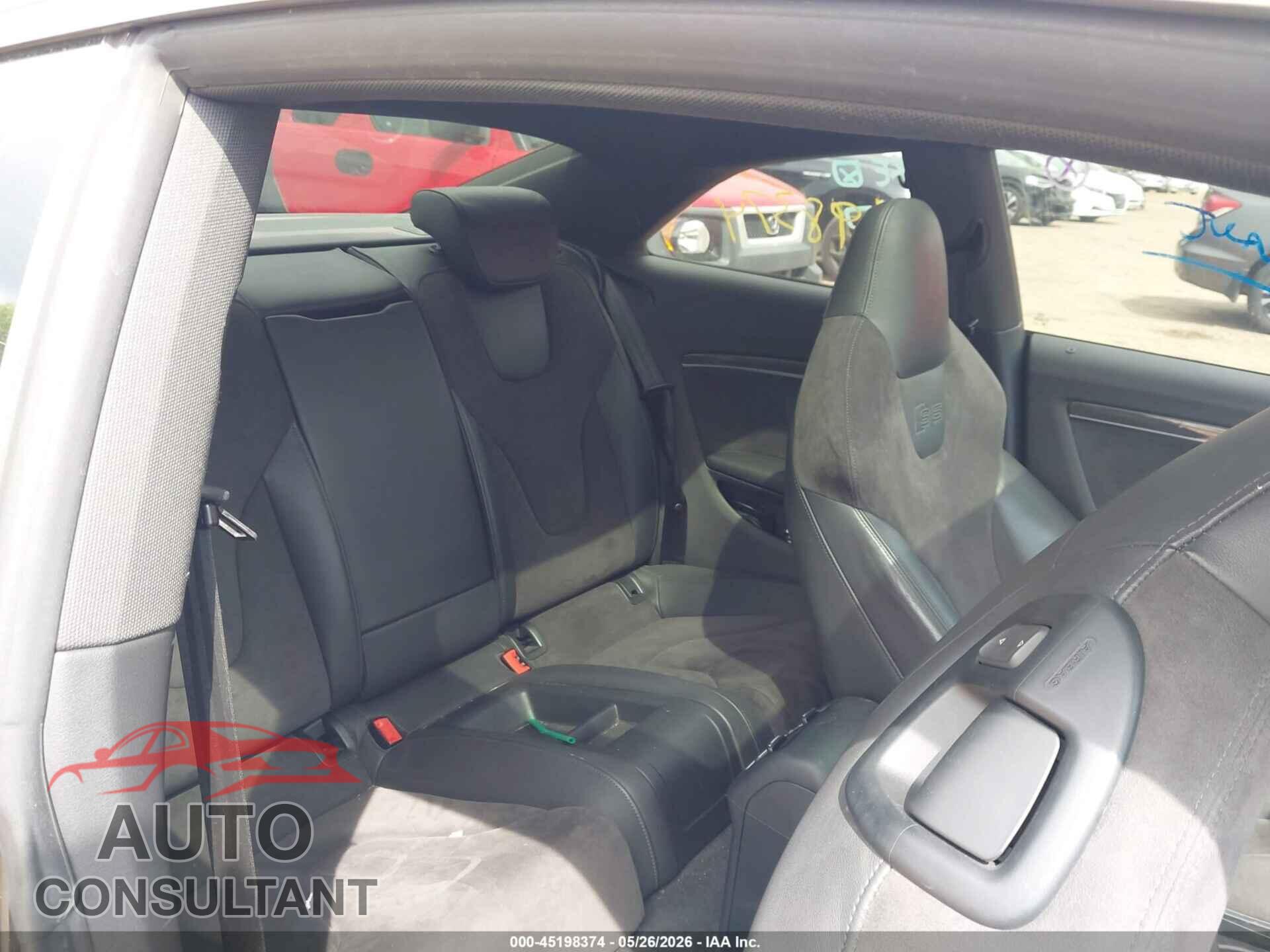 AUDI S5 2013 - WAUCGAFR0DA035459