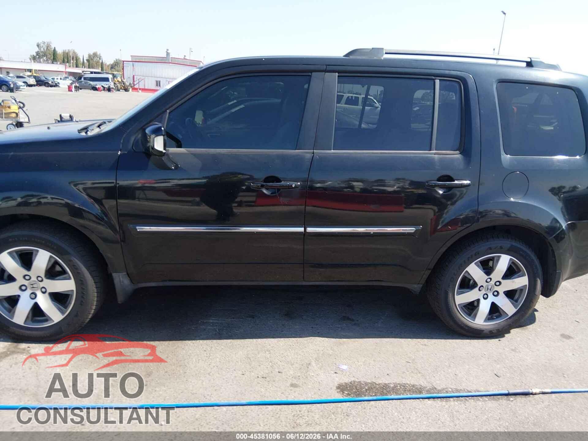 HONDA PILOT 2013 - 5FNYF4H96DB071481