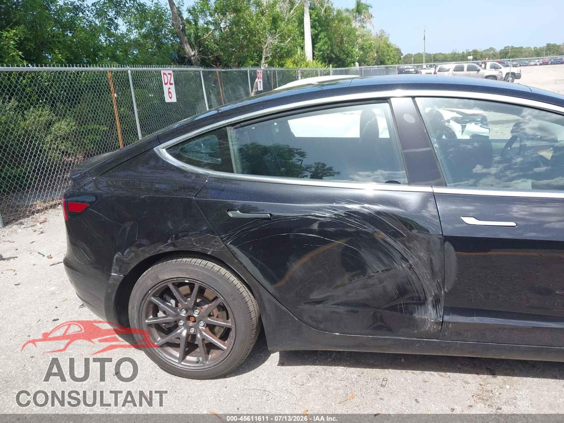 TESLA MODEL 3 2018 - 5YJ3E1EA0JF089108