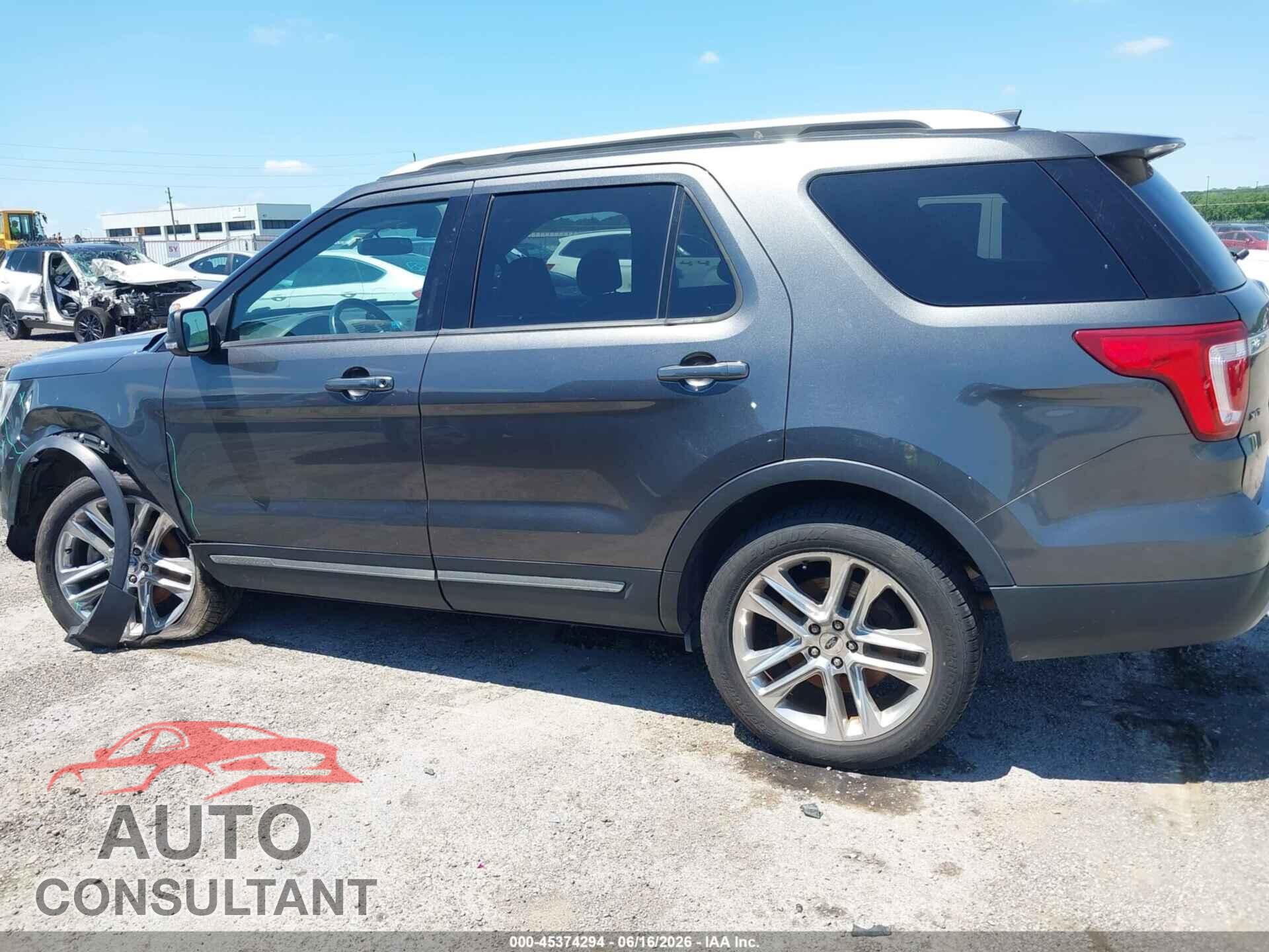FORD EXPLORER 2017 - 1FM5K8D84HGD40393
