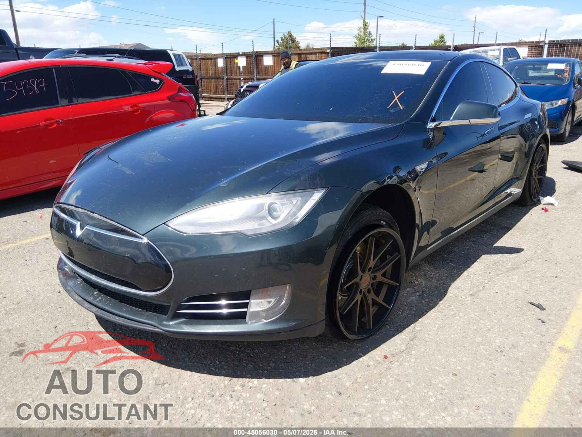 TESLA MODEL S 2013 - 5YJSA1CN7DFP06019
